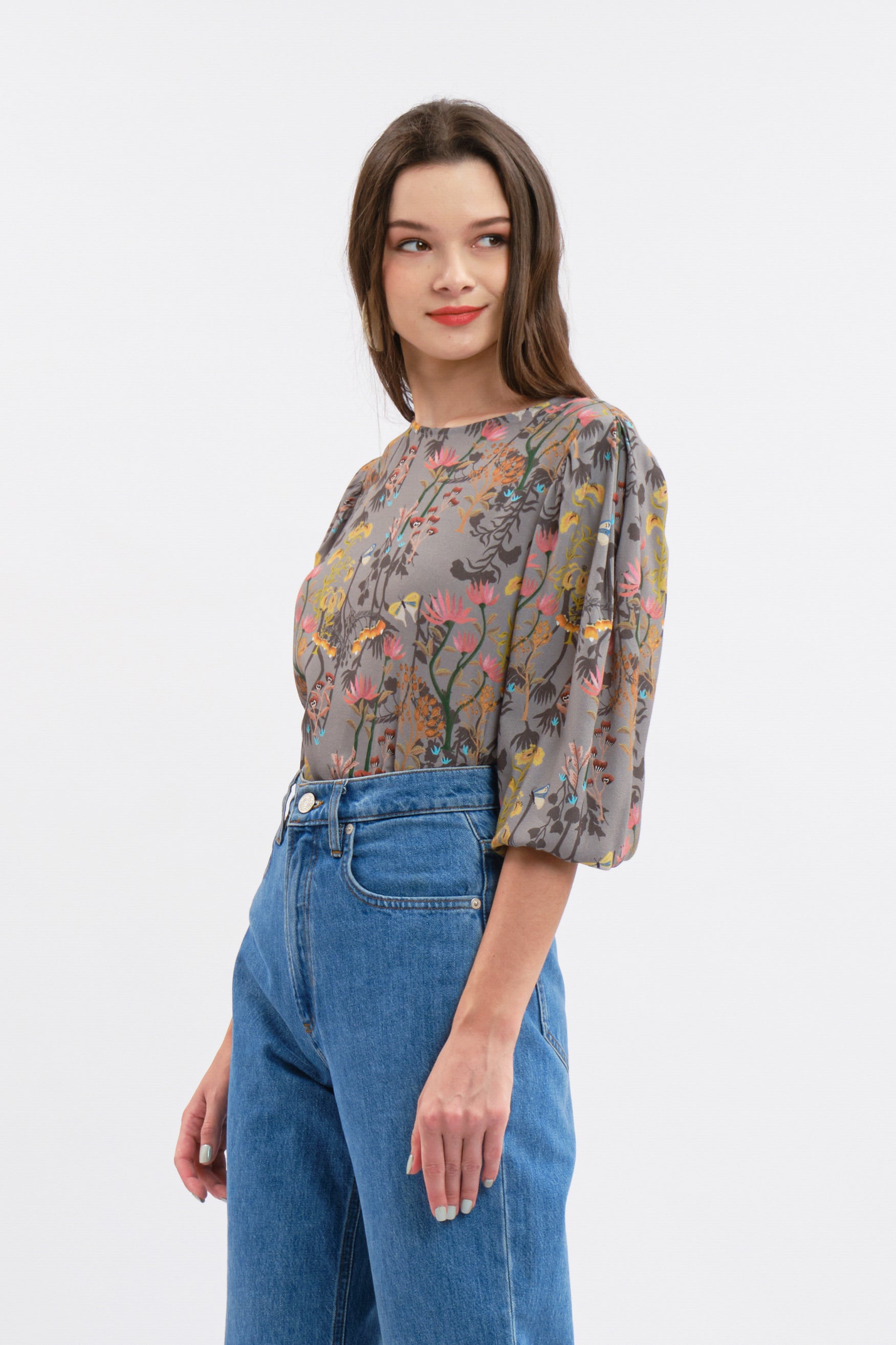 AMI Top in Gray Lontar