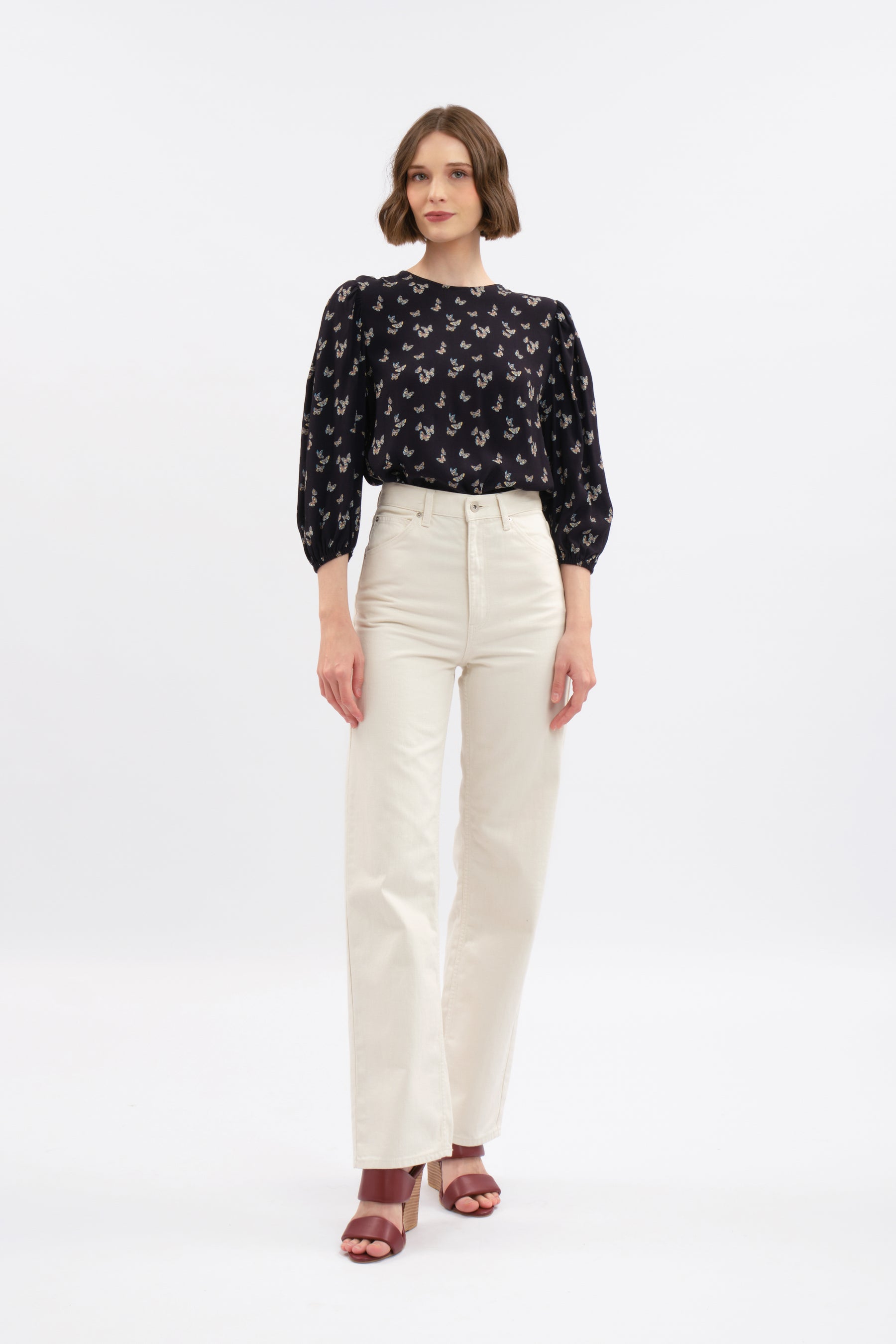 AMI Top in Black Kupu