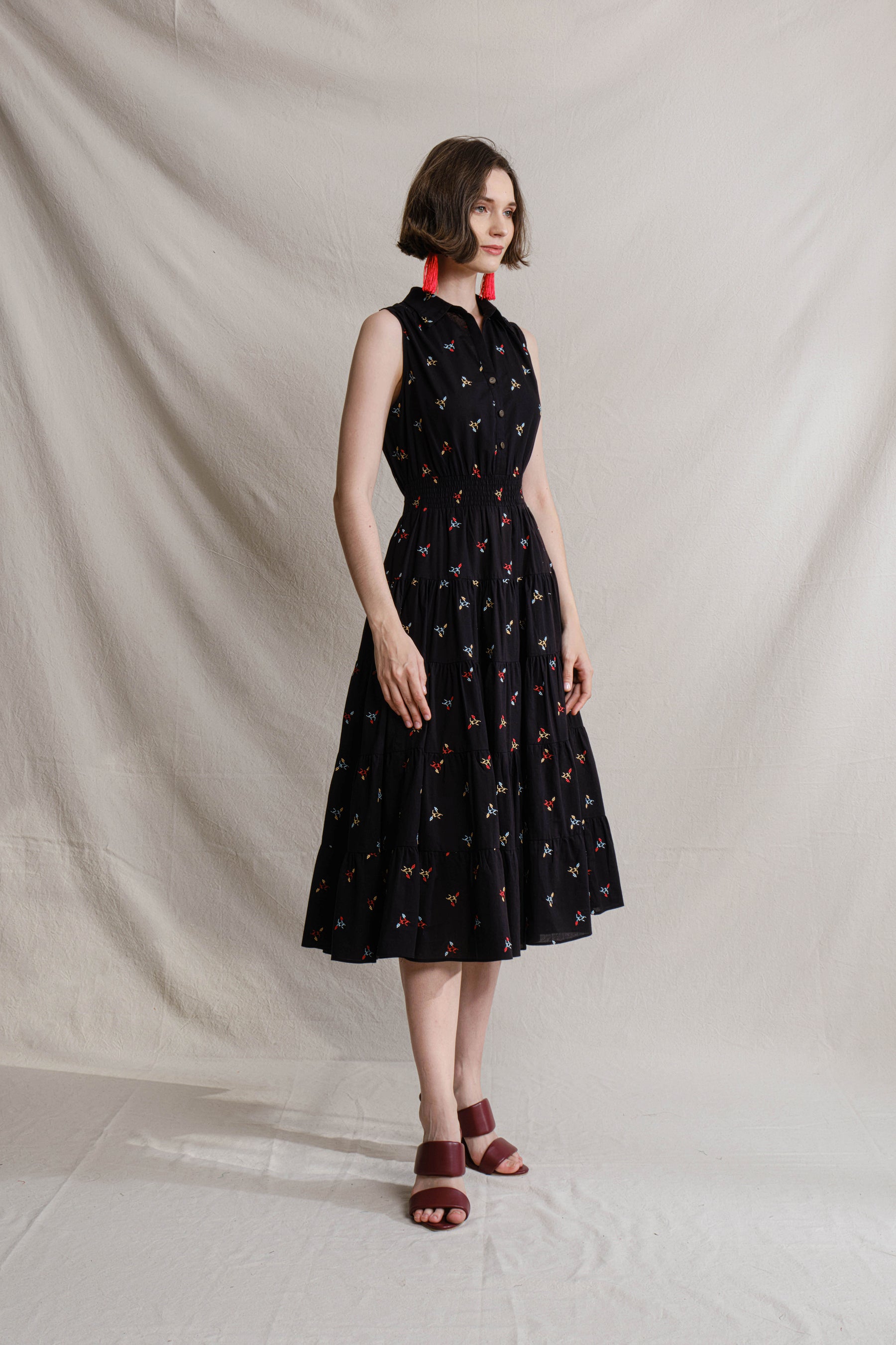 ANGIE Dress in Black Jagung