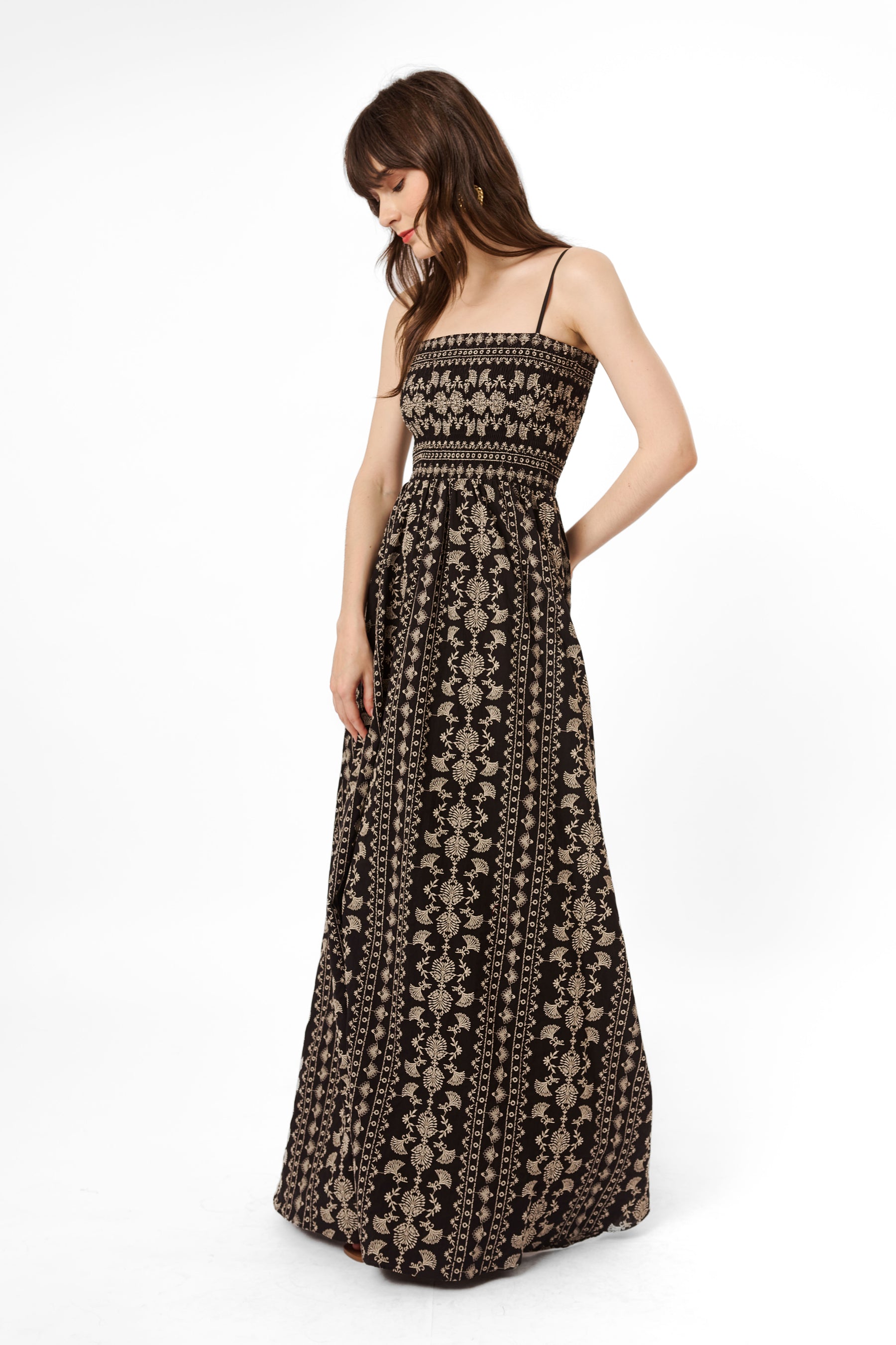 ANYA Dress in Cengkeh Black