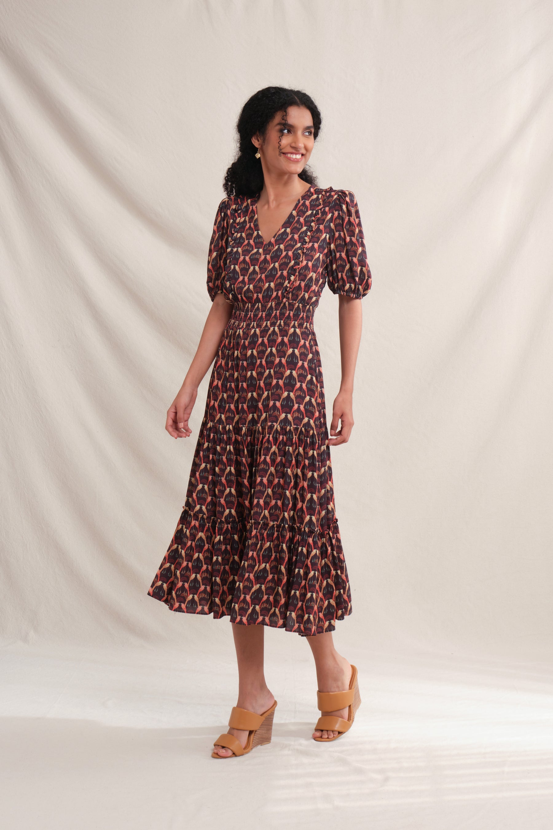 AQILA Dress in Red Saeran