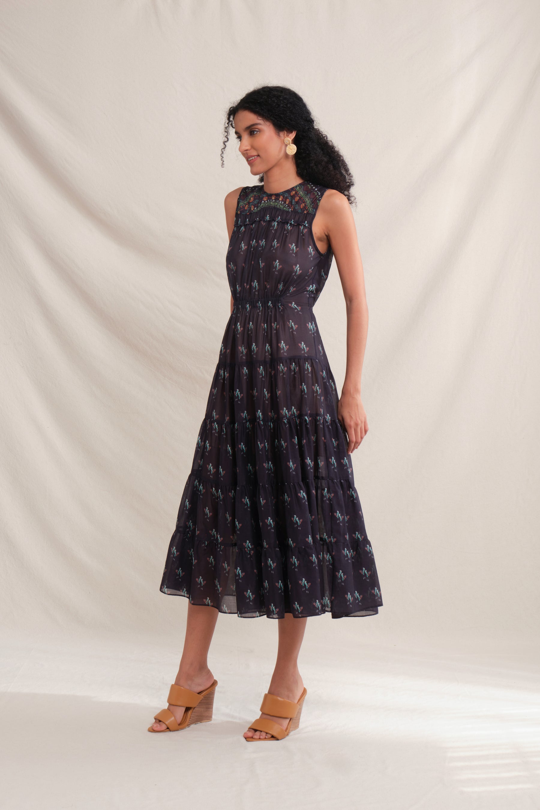 LISA Dress in Black Murai