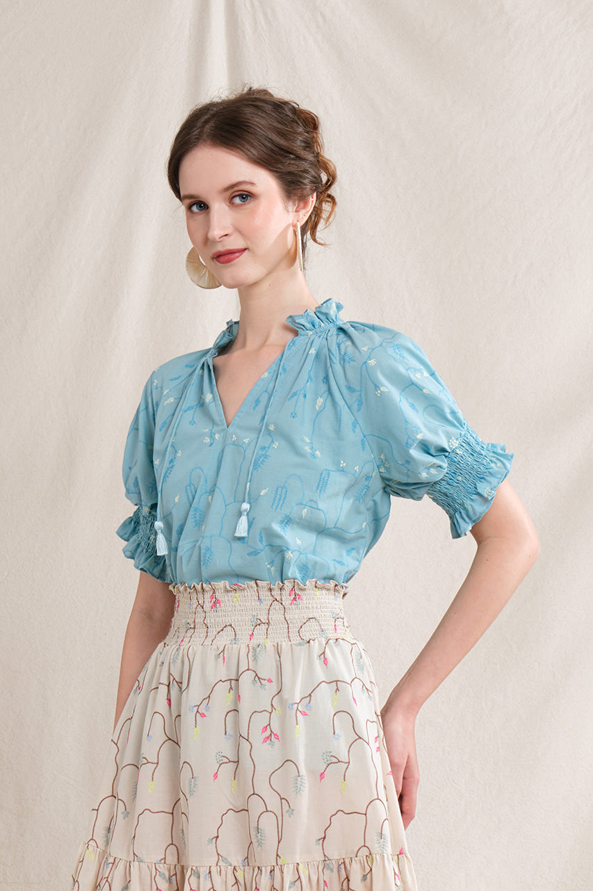 GISEL Top in Blue Lada