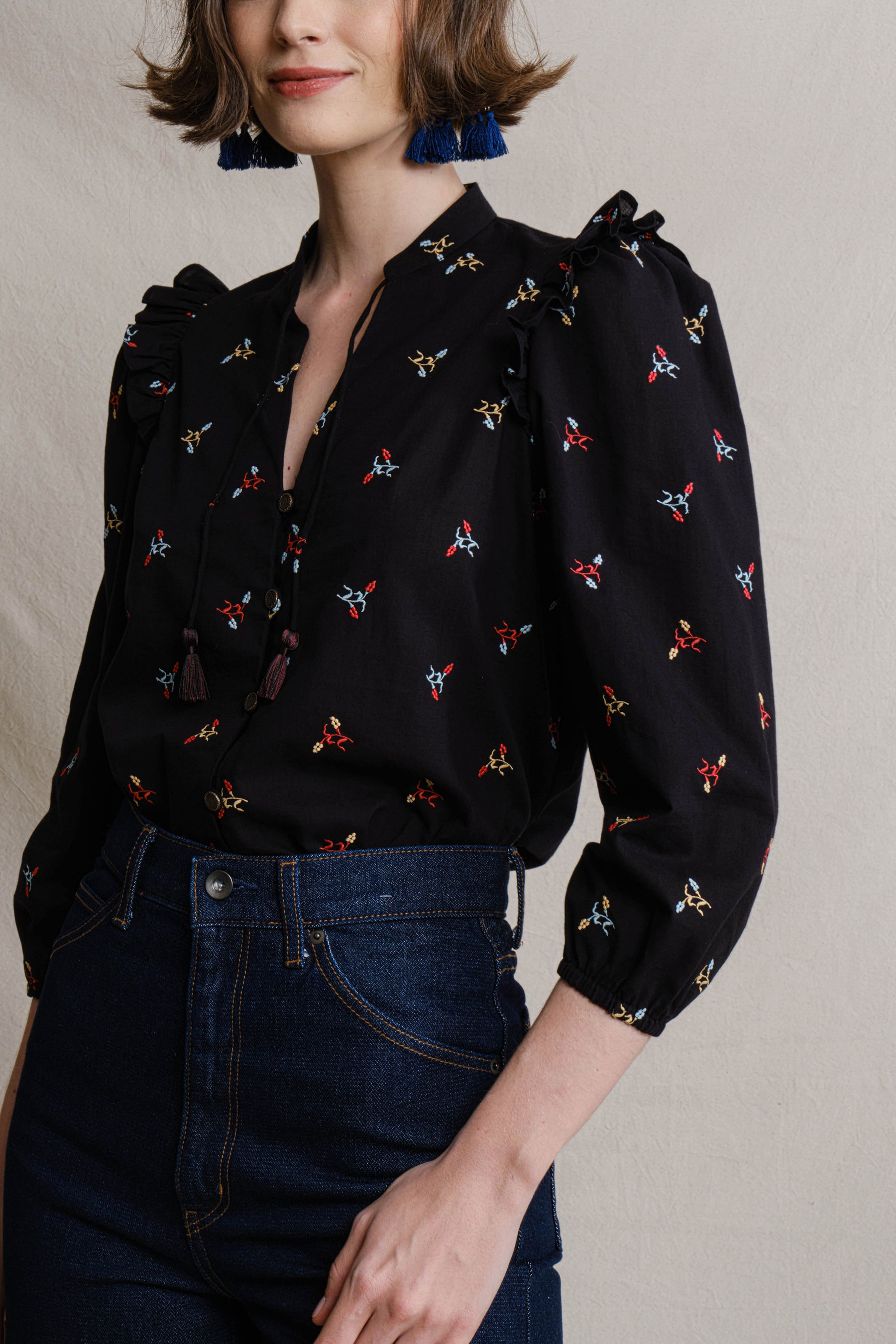HANNI Top in Black Jagung