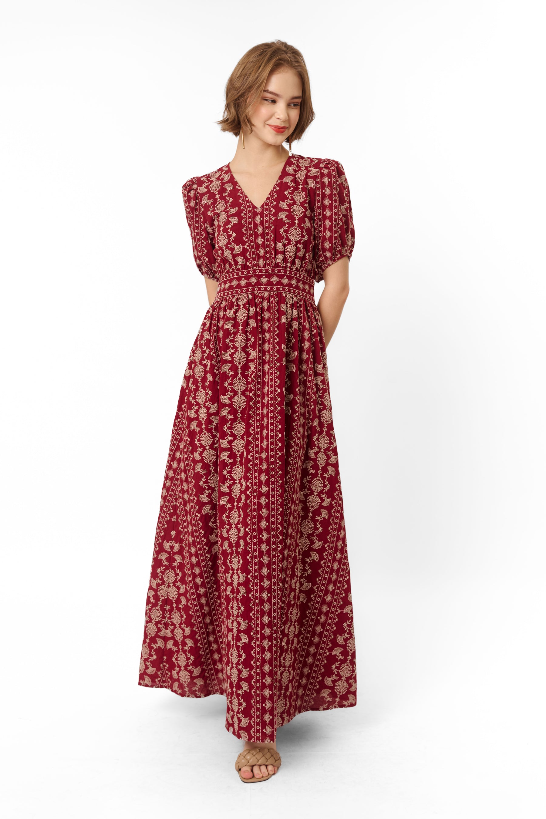 JIHAN Dress in Cengkeh Maroon