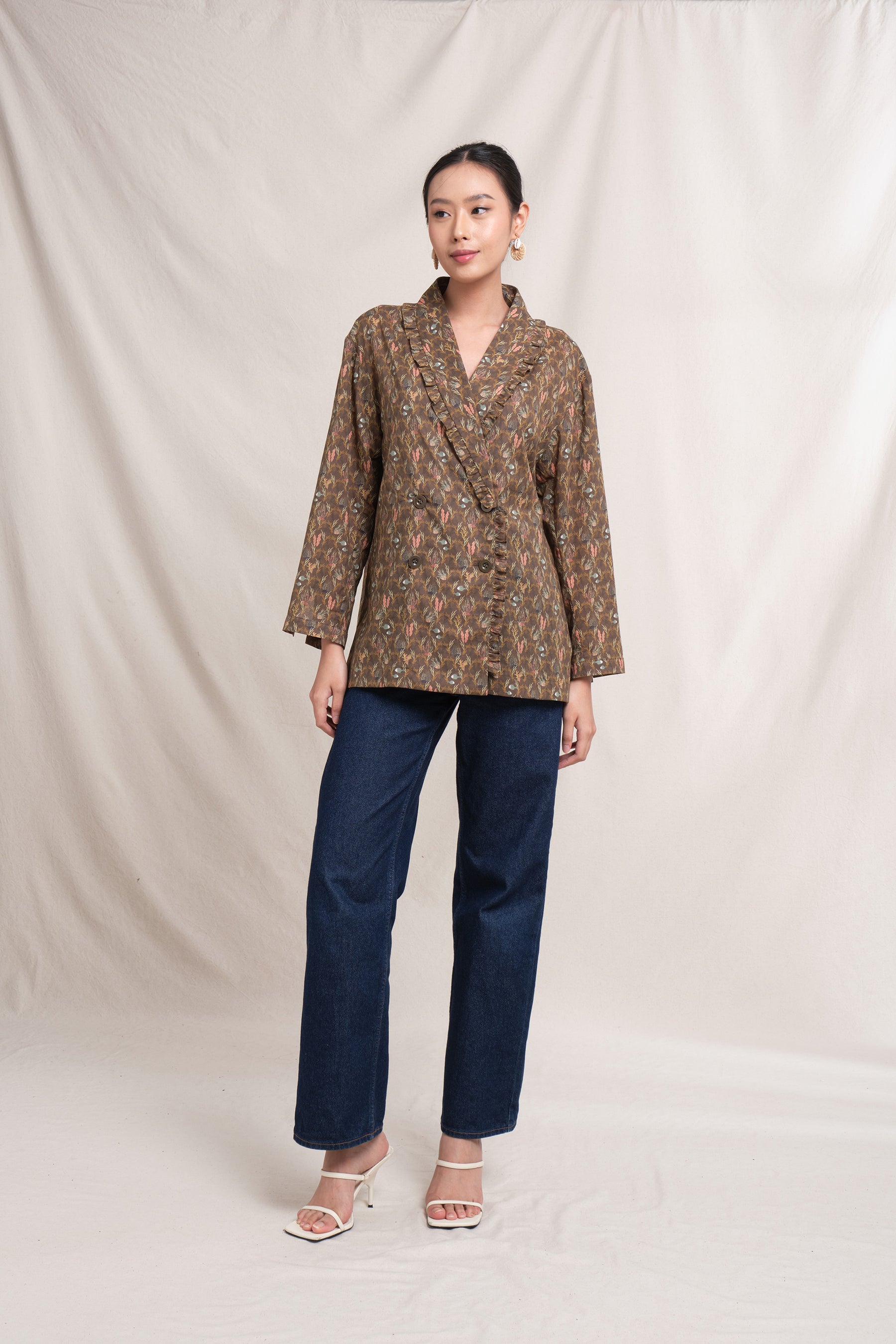 JULIA Outer in Brown Ulva