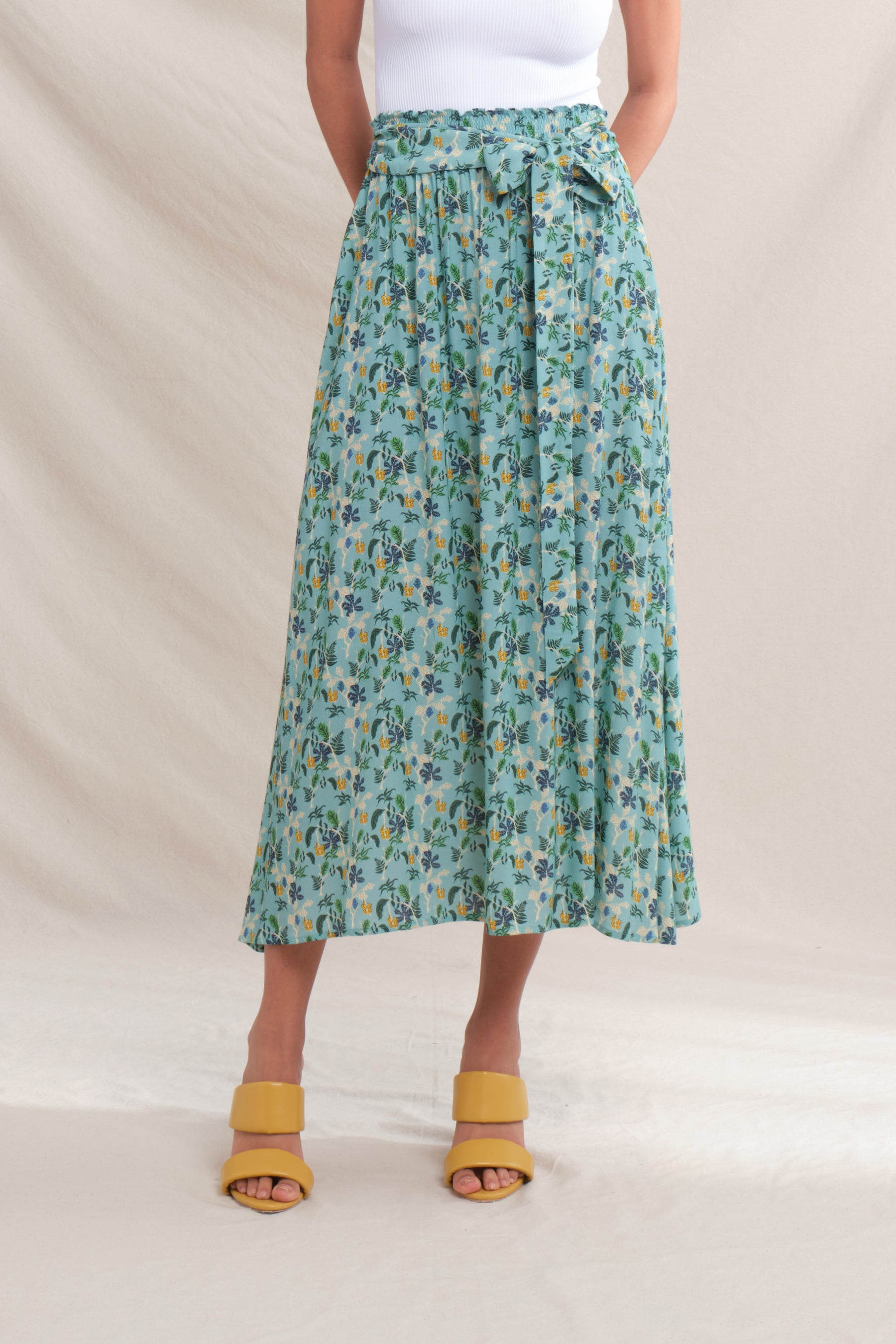 LAURA Skirt in Blue Gaguduh