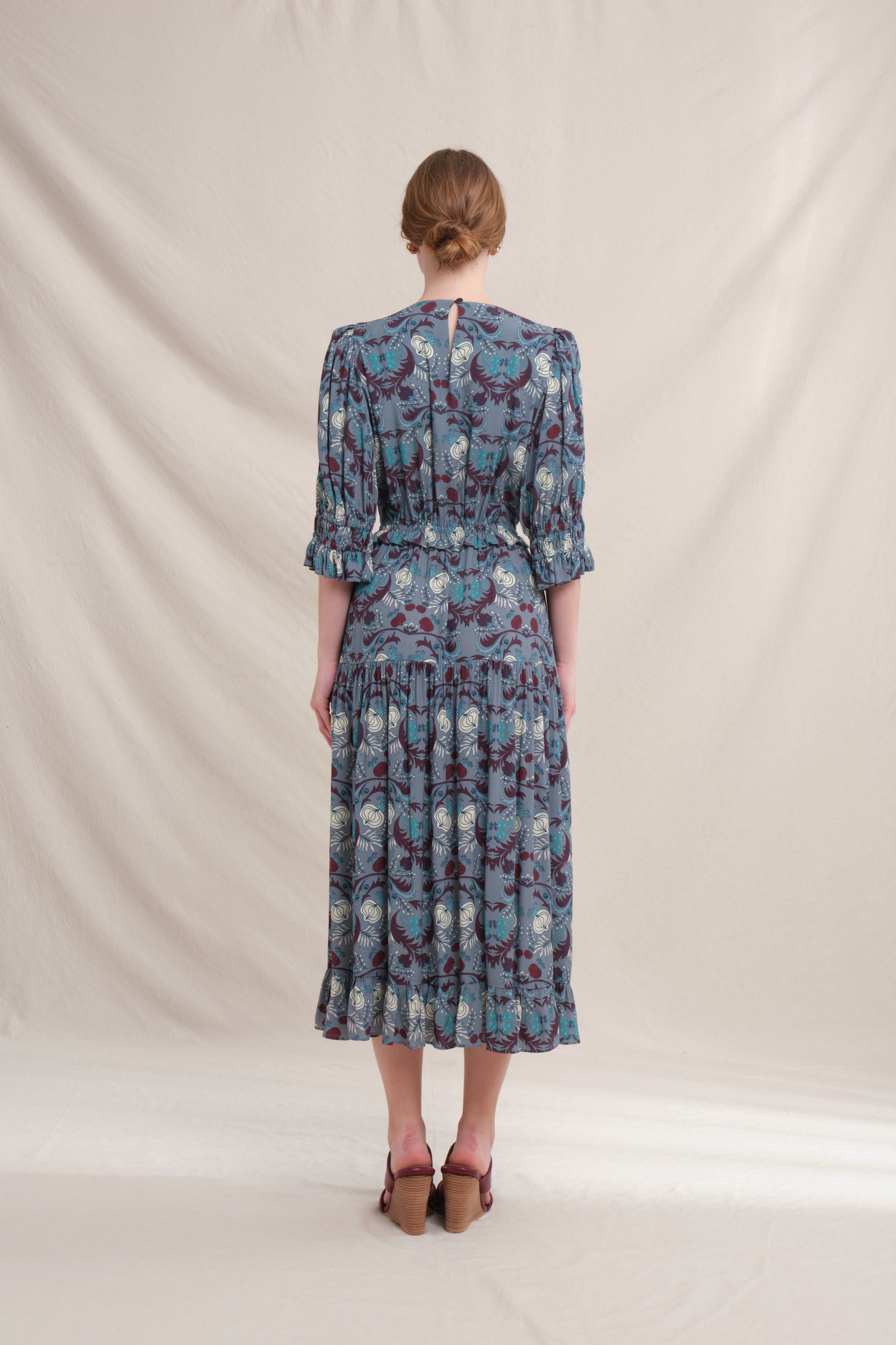 LEGI Dress in Gray Delima