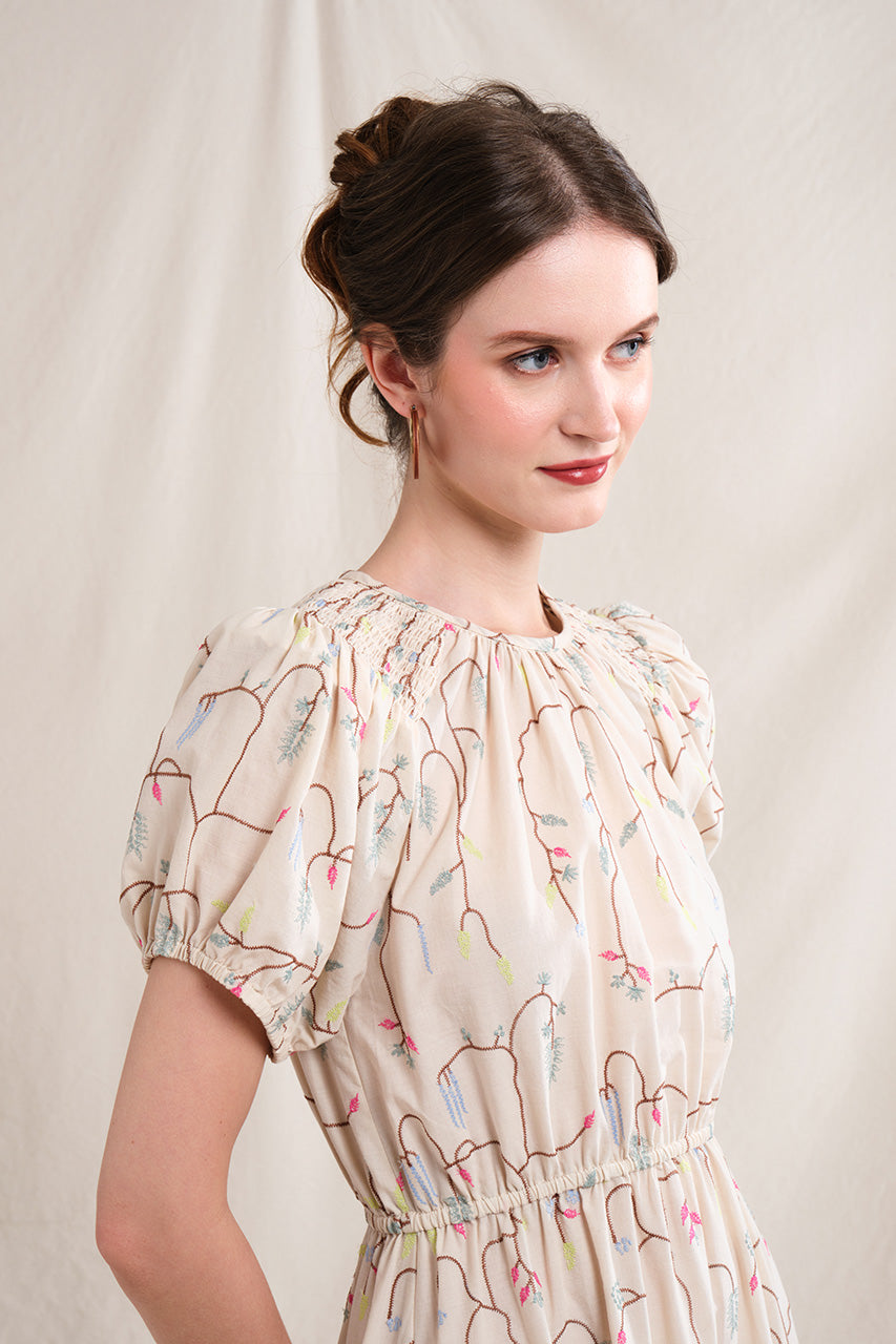 MANU Dress in Beige Lada