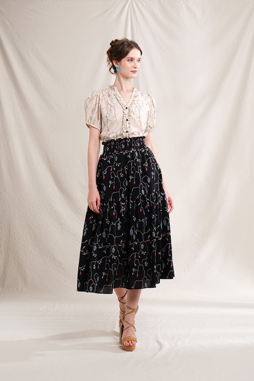 BUNDLING: Niki Top in Beige Lada and Riona Skirt in Black Lada