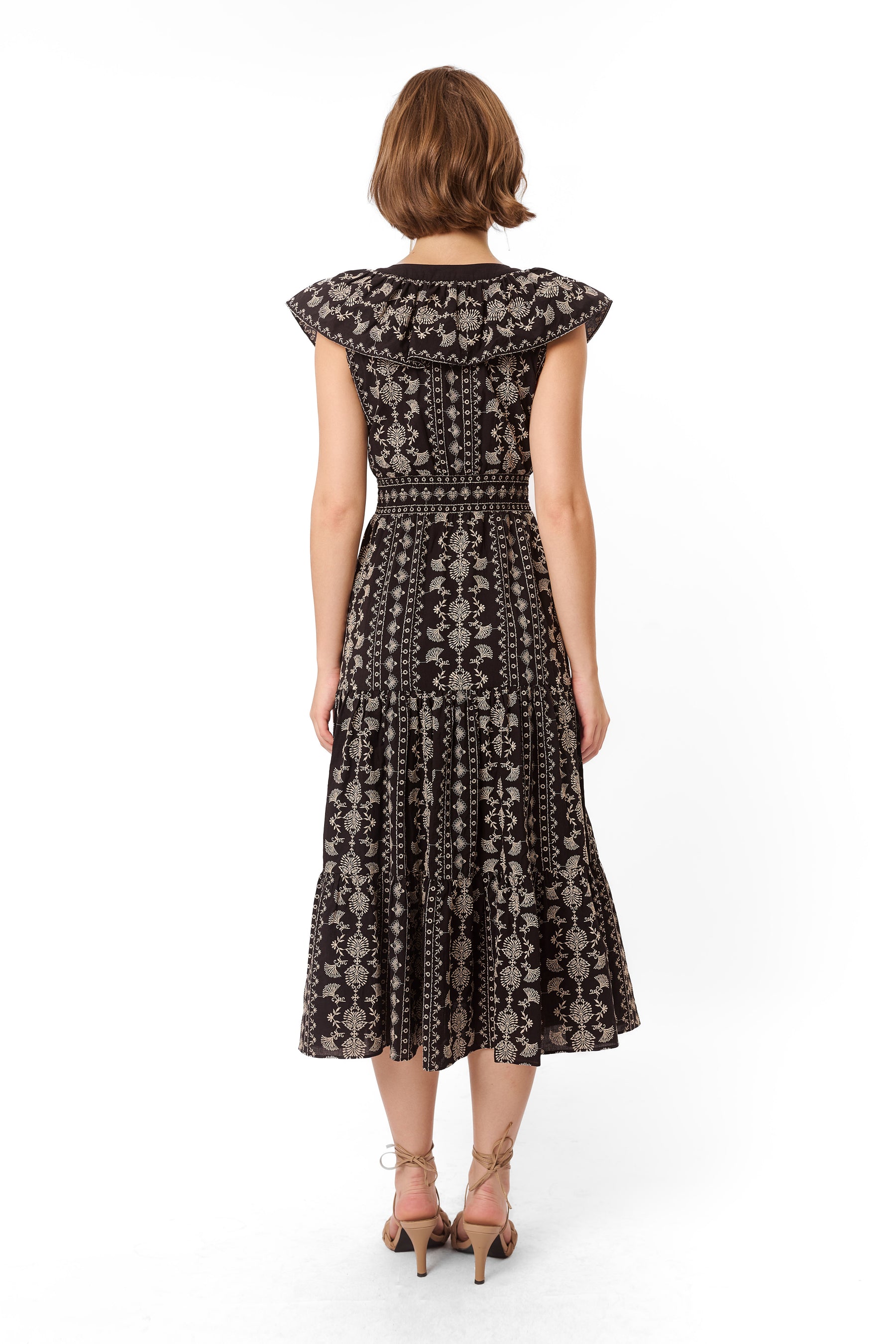 QUINTA Dress in Cengkeh Black