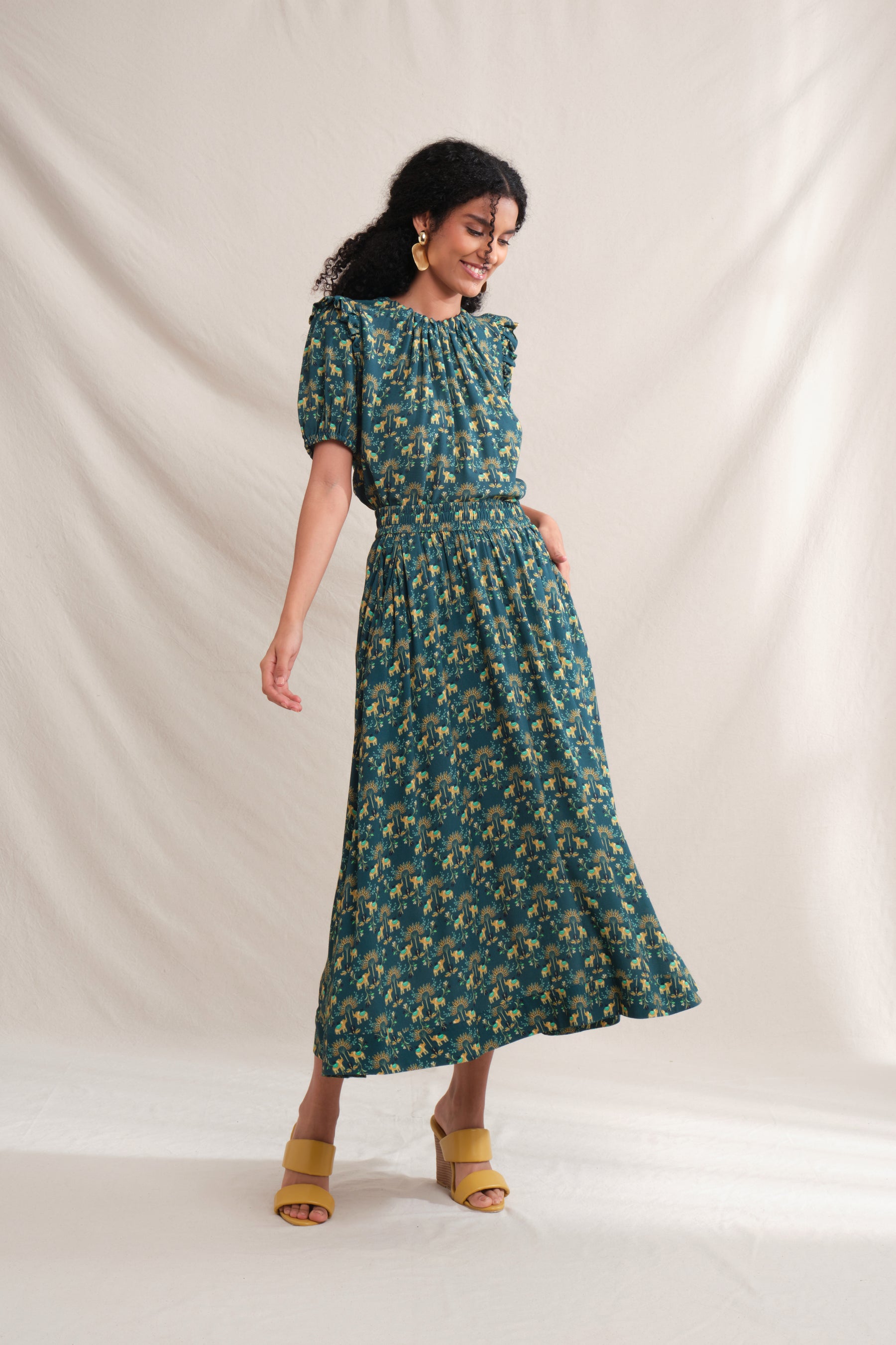 SAIA Top in Teal Gajah