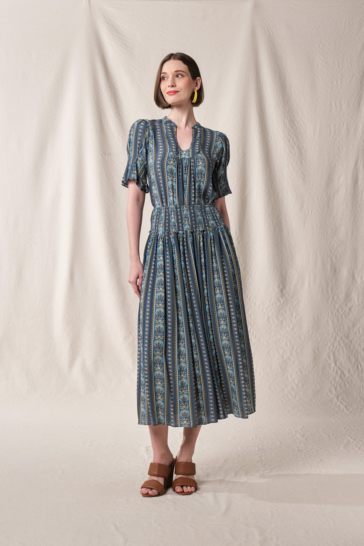 BUNDLING: Shery Top and Timmy Skirt in Blue Silpa