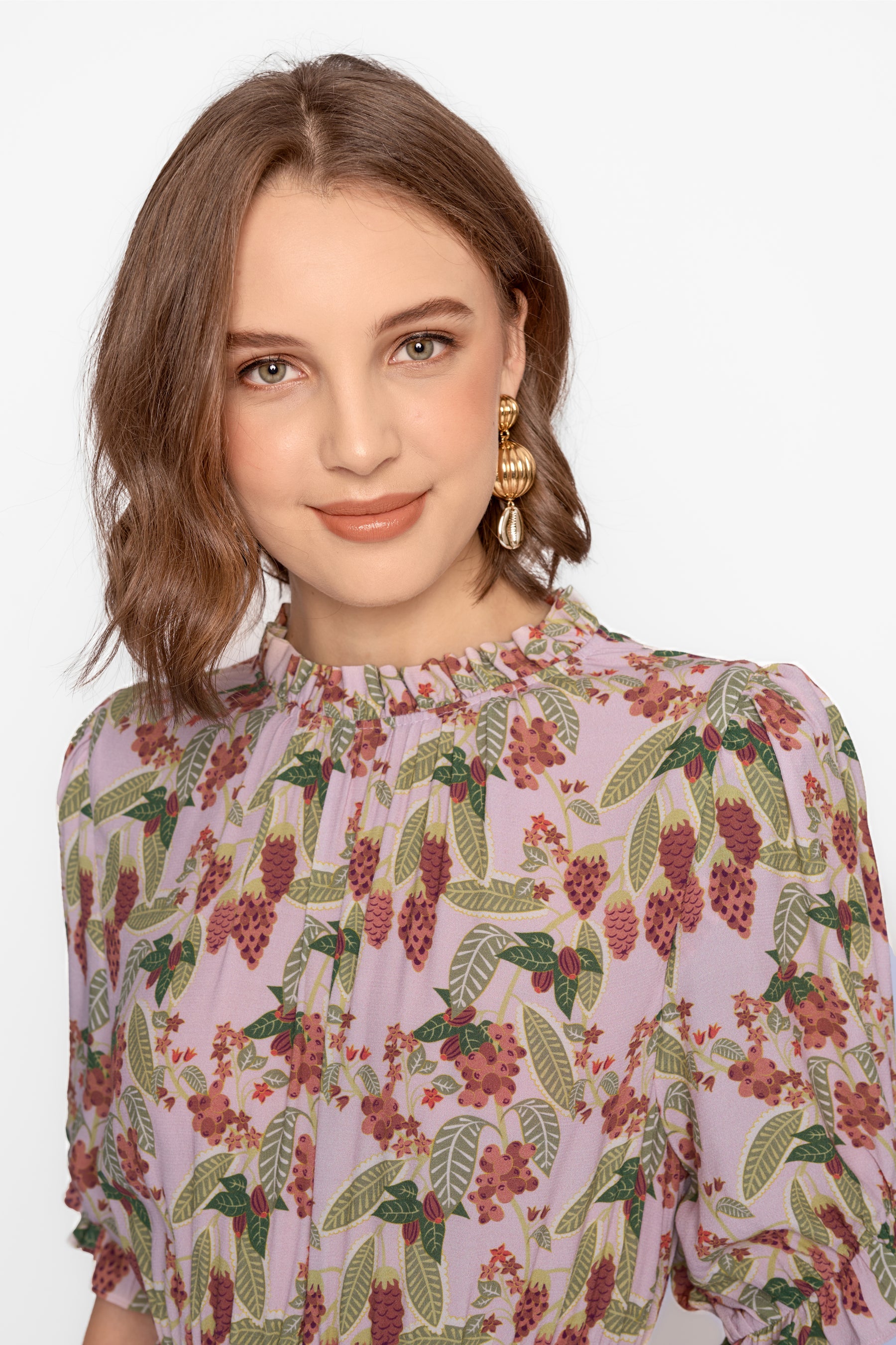 VELA Dress in Pink Gudeg