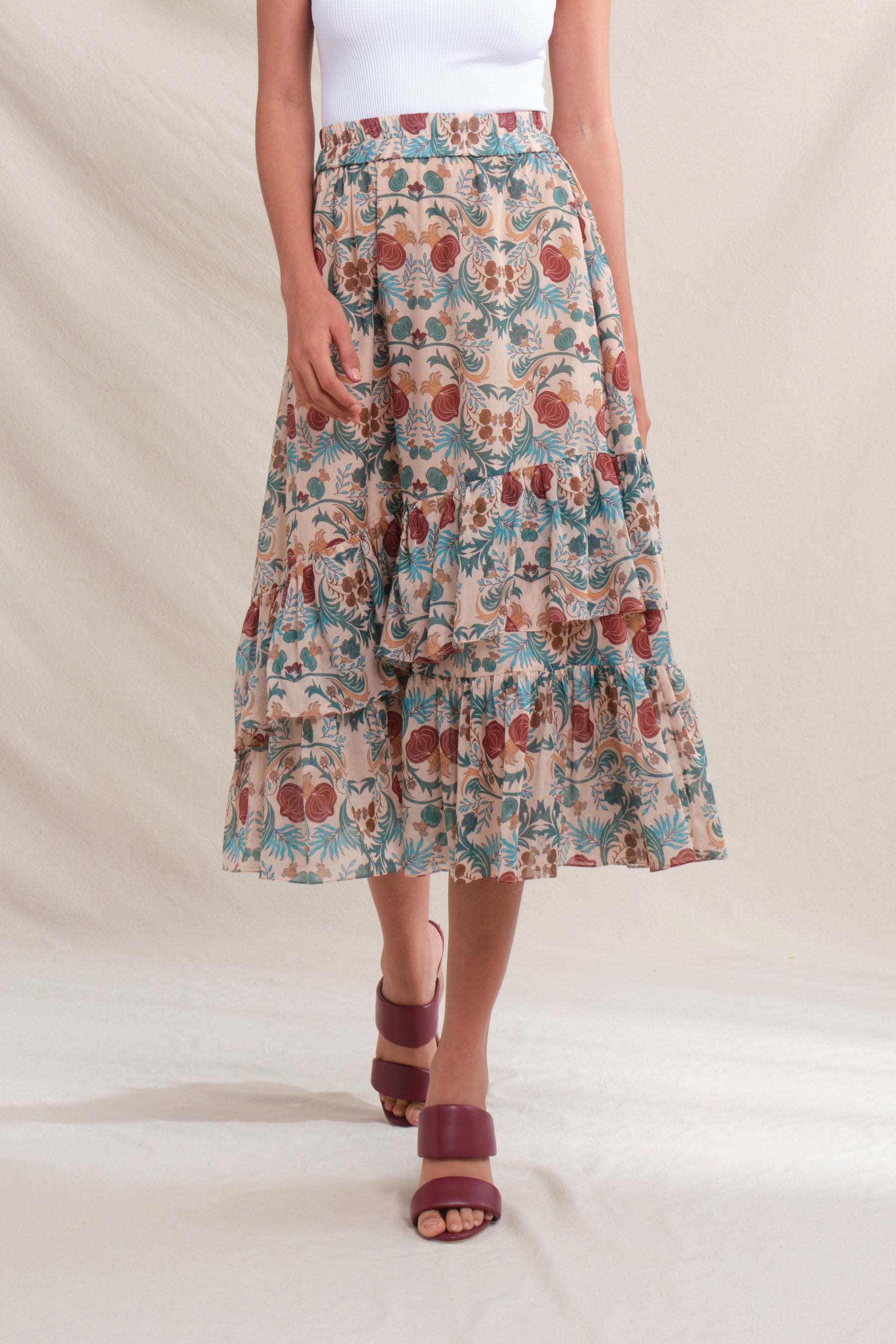 YARA Skirt in Beige Delima
