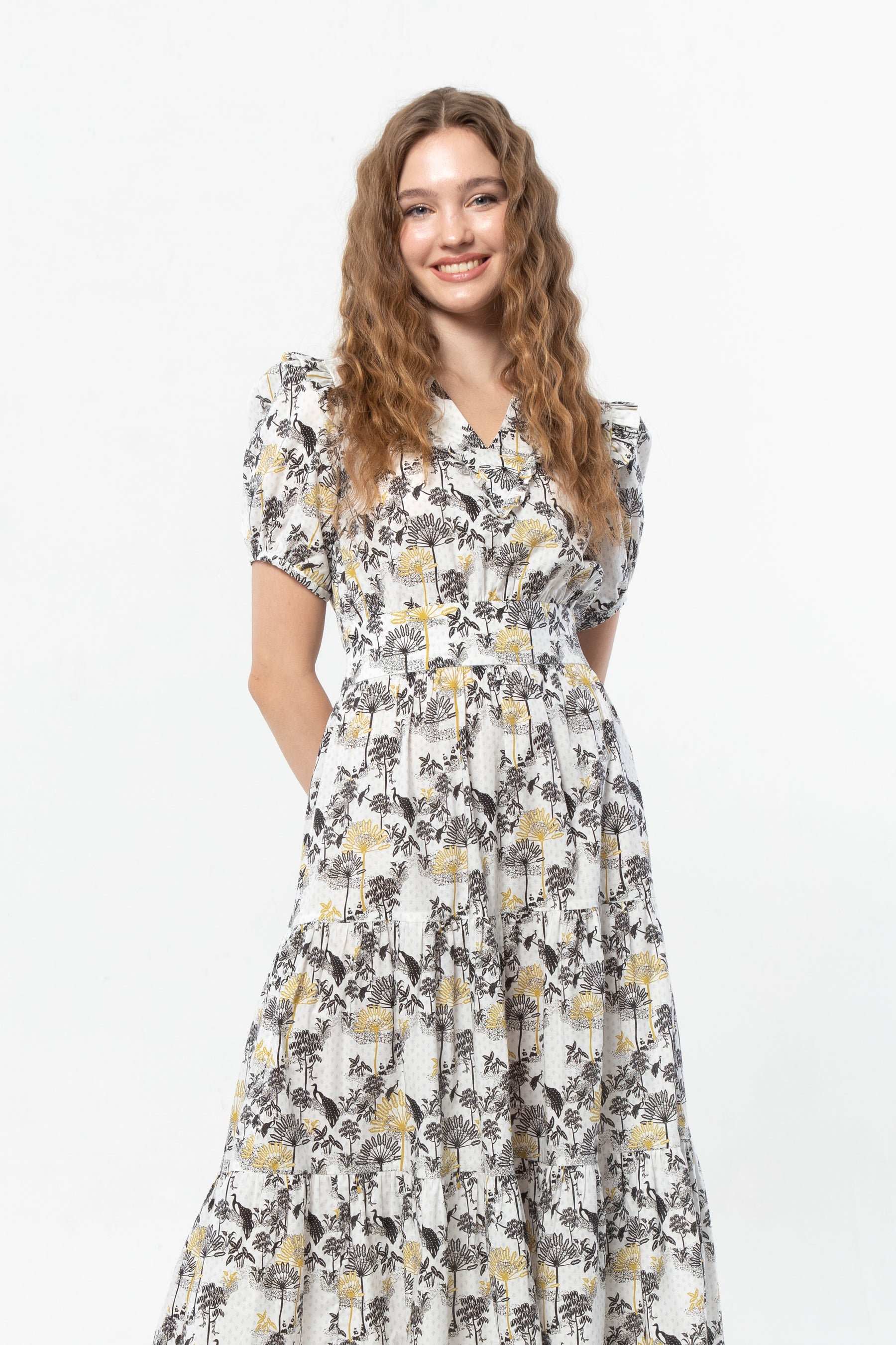 ELINA Dress in White Kuau