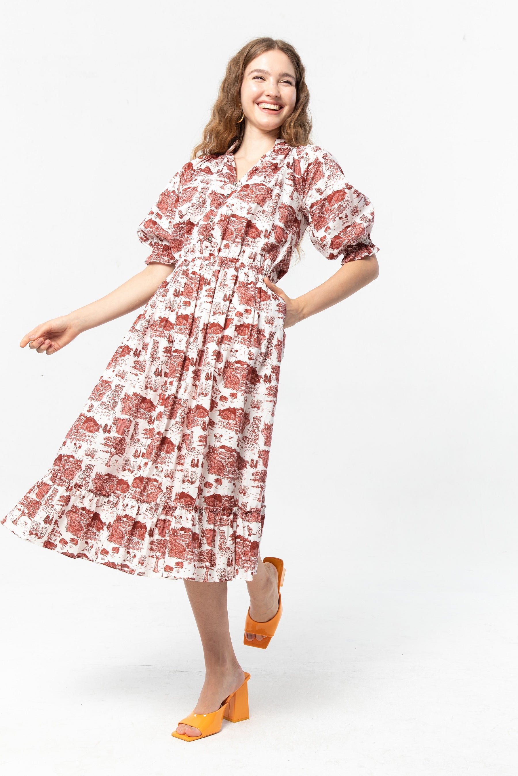FREYA Dress in Maroon Gadang