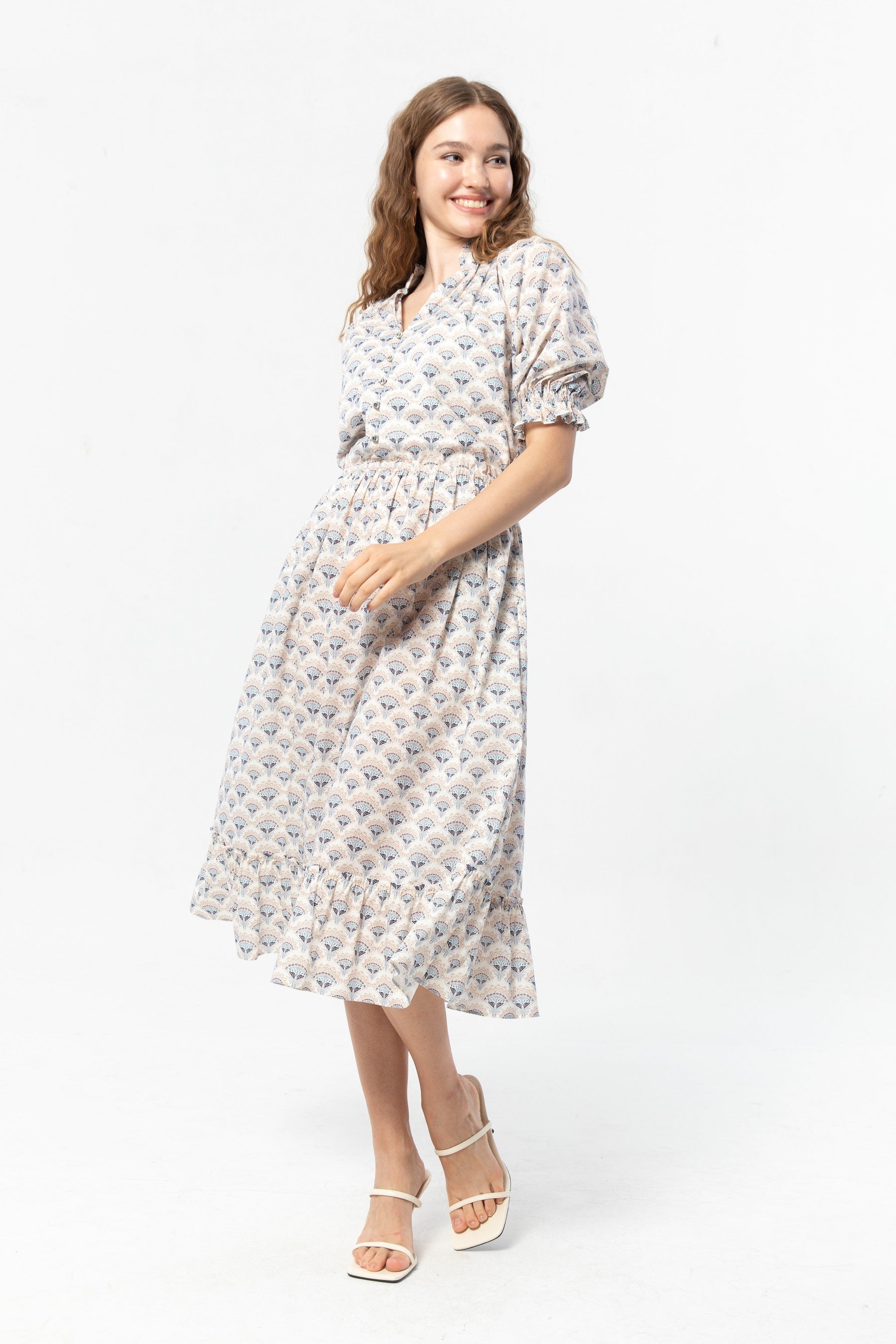 FREYA Dress in Beige Suntiang