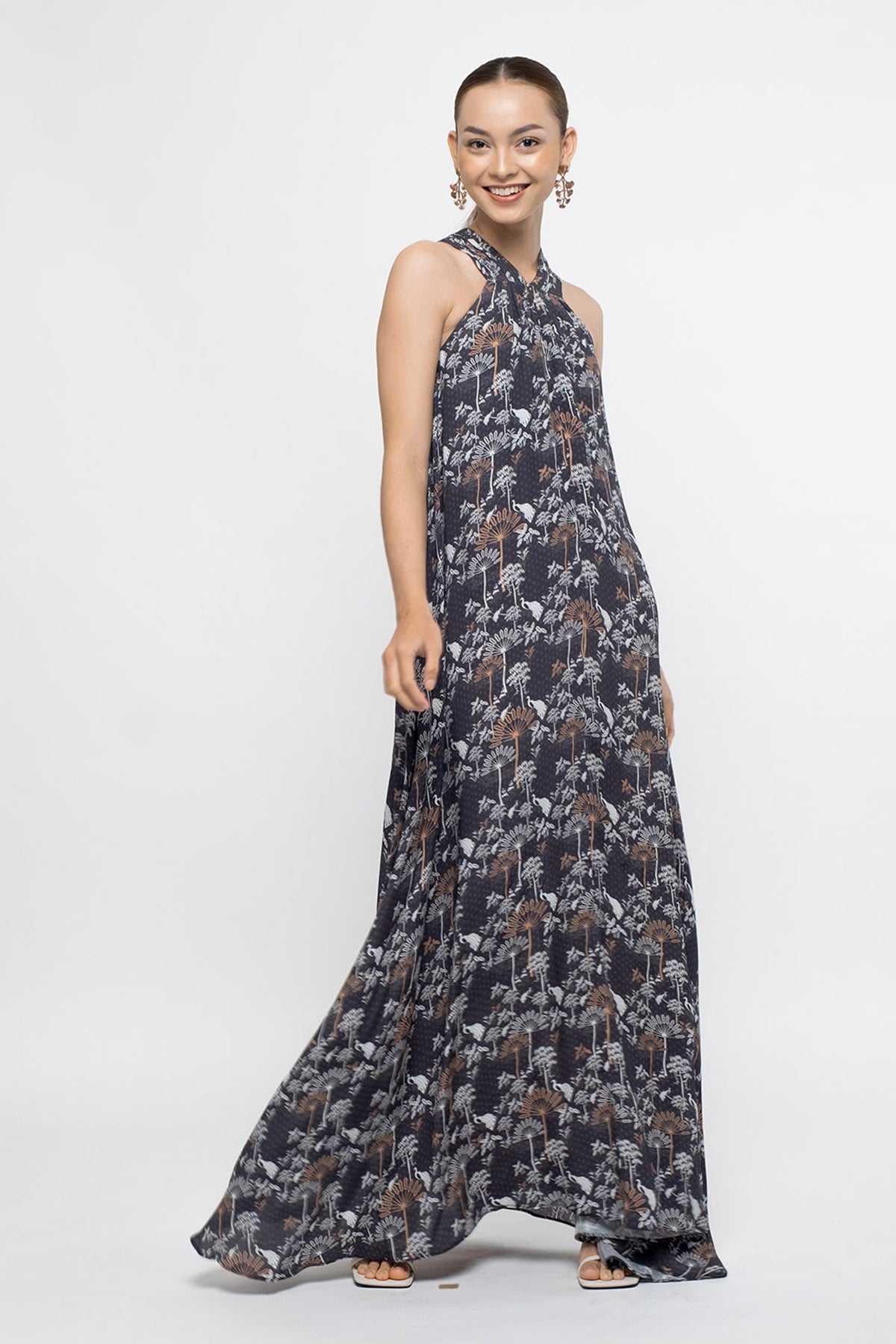 RAJANI Dress in Black Kuau