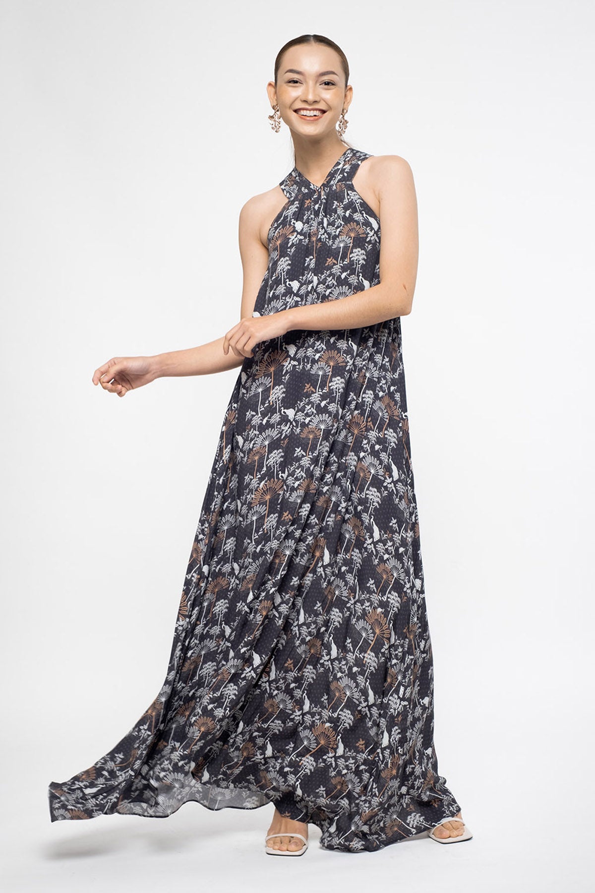 RAJANI Dress in Black Kuau