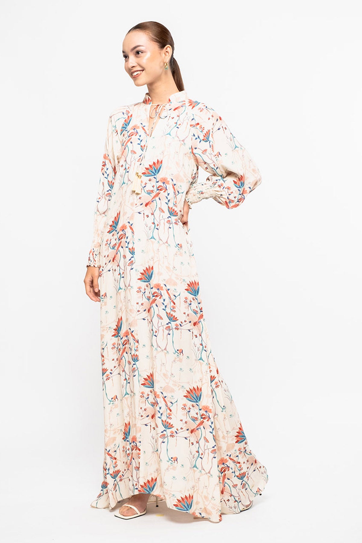 MAYLA Dress in Beige Petani