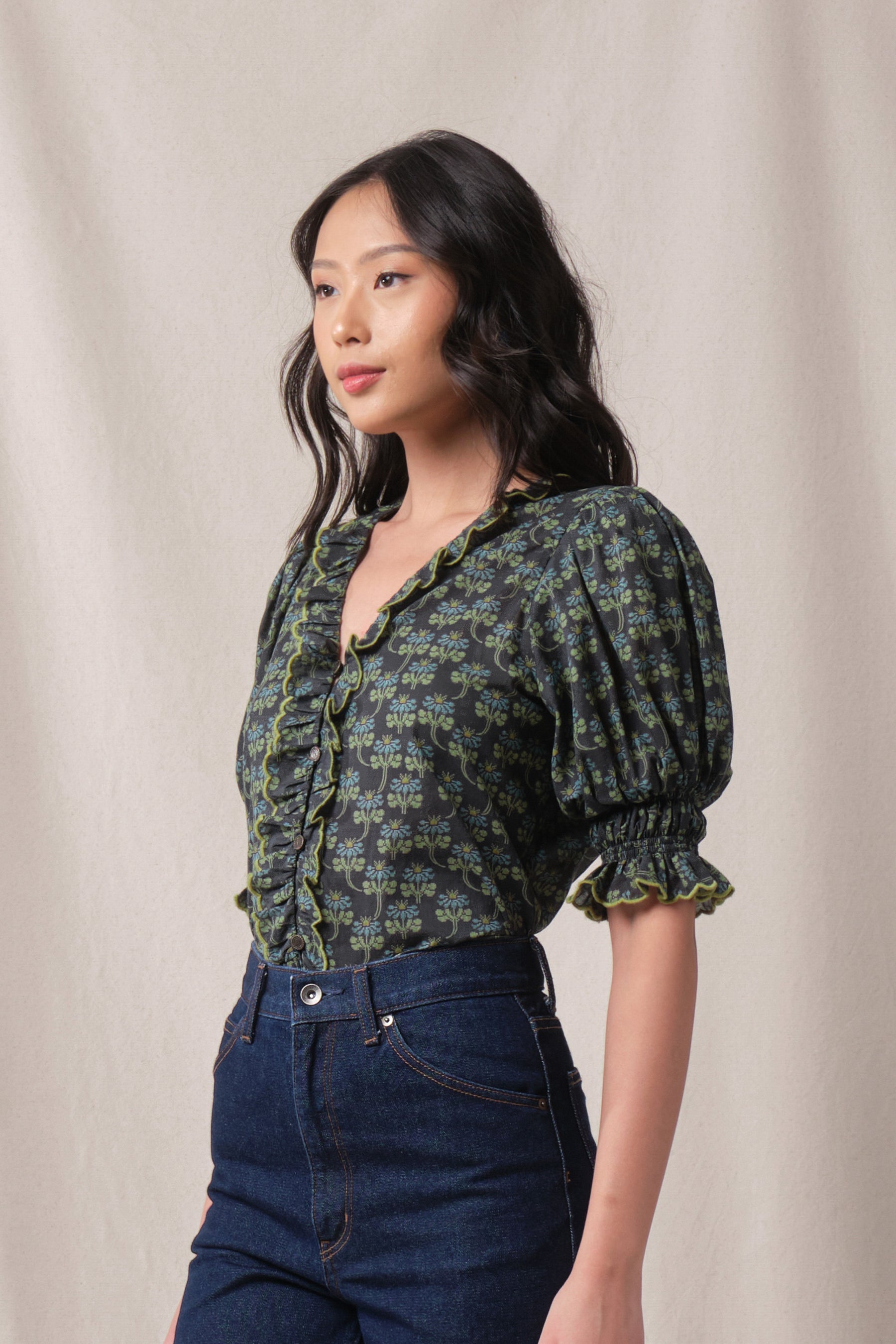 AGNES Top in Black Melati