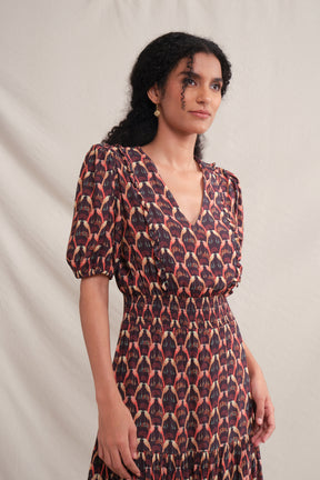 AQILA Dress in Red Saeran