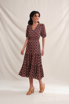 AQILA Dress in Red Saeran
