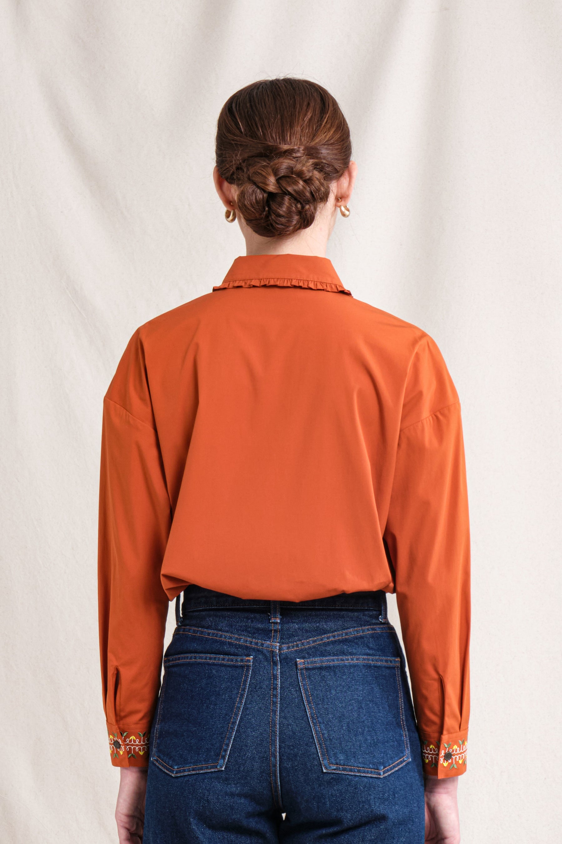 KARINA Top in Orange Sulam