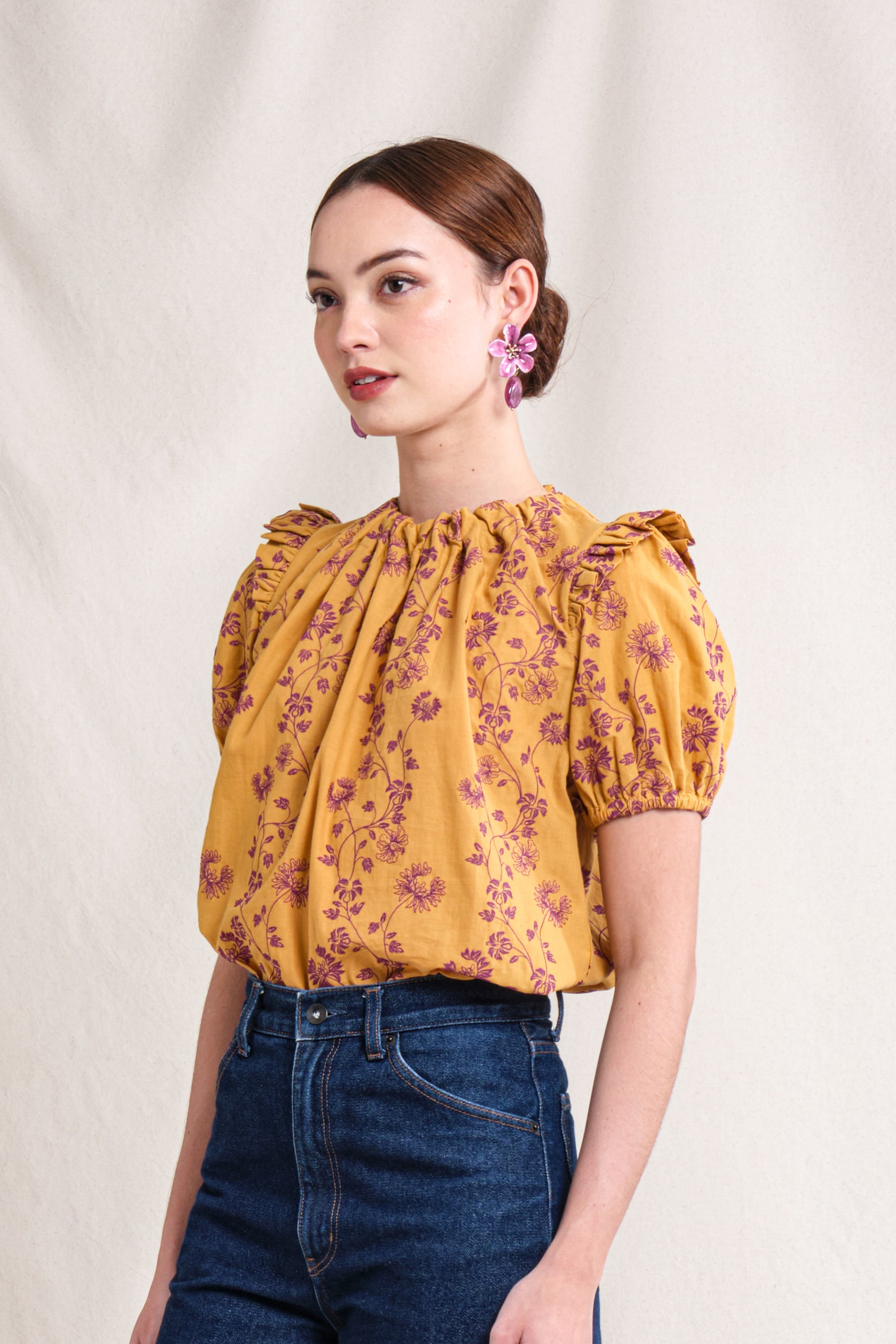 SAIA Top in Gold Lamia