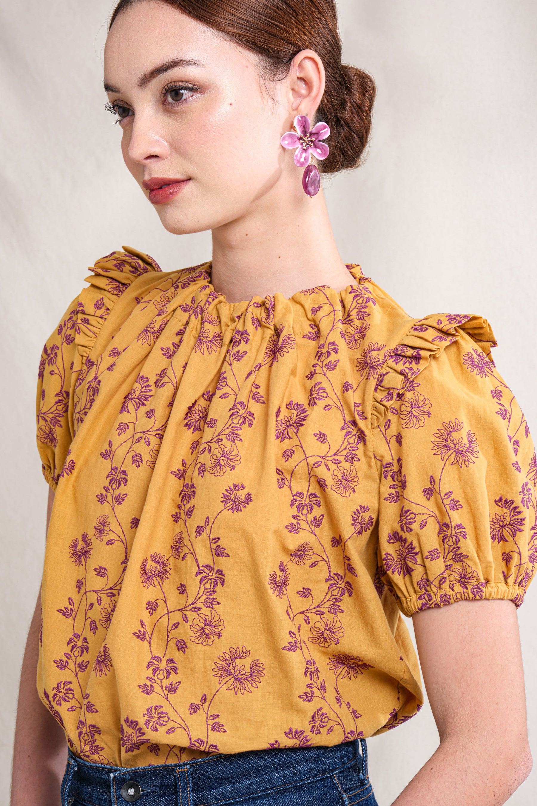 SAIA Top in Gold Lamia