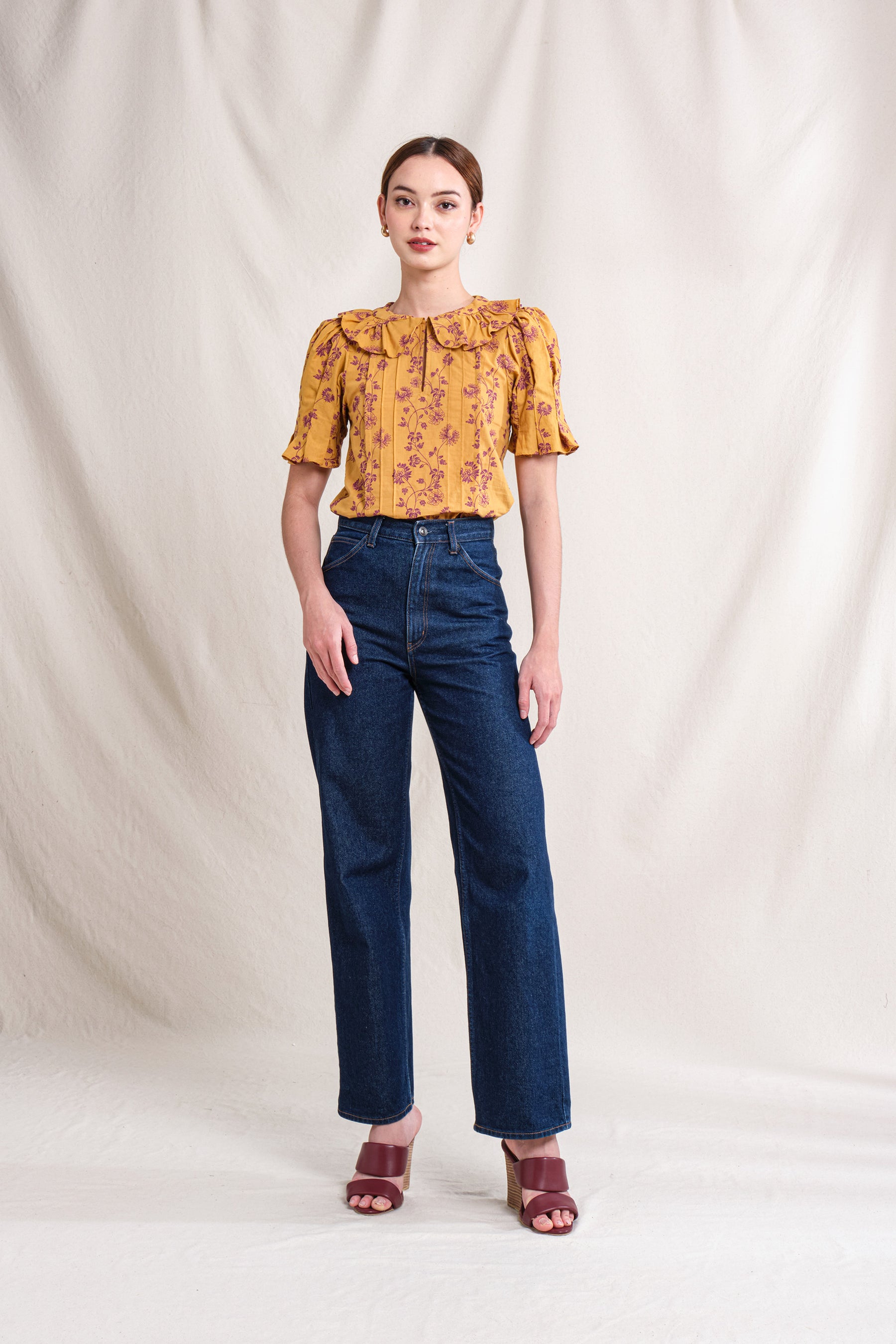 HARPER Top in Gold Lamia