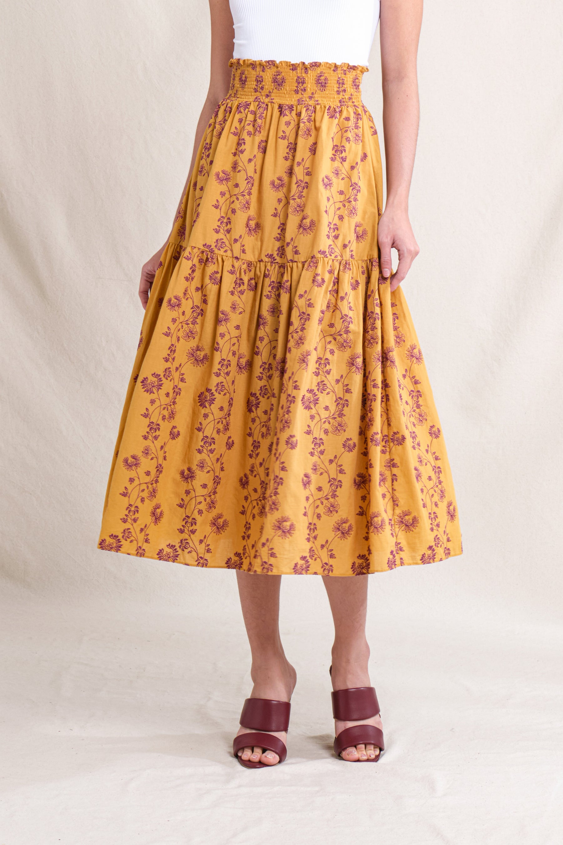 BUNDLING: Saia Top in Gold Lamia and Riona Skirt in Gold Lamia