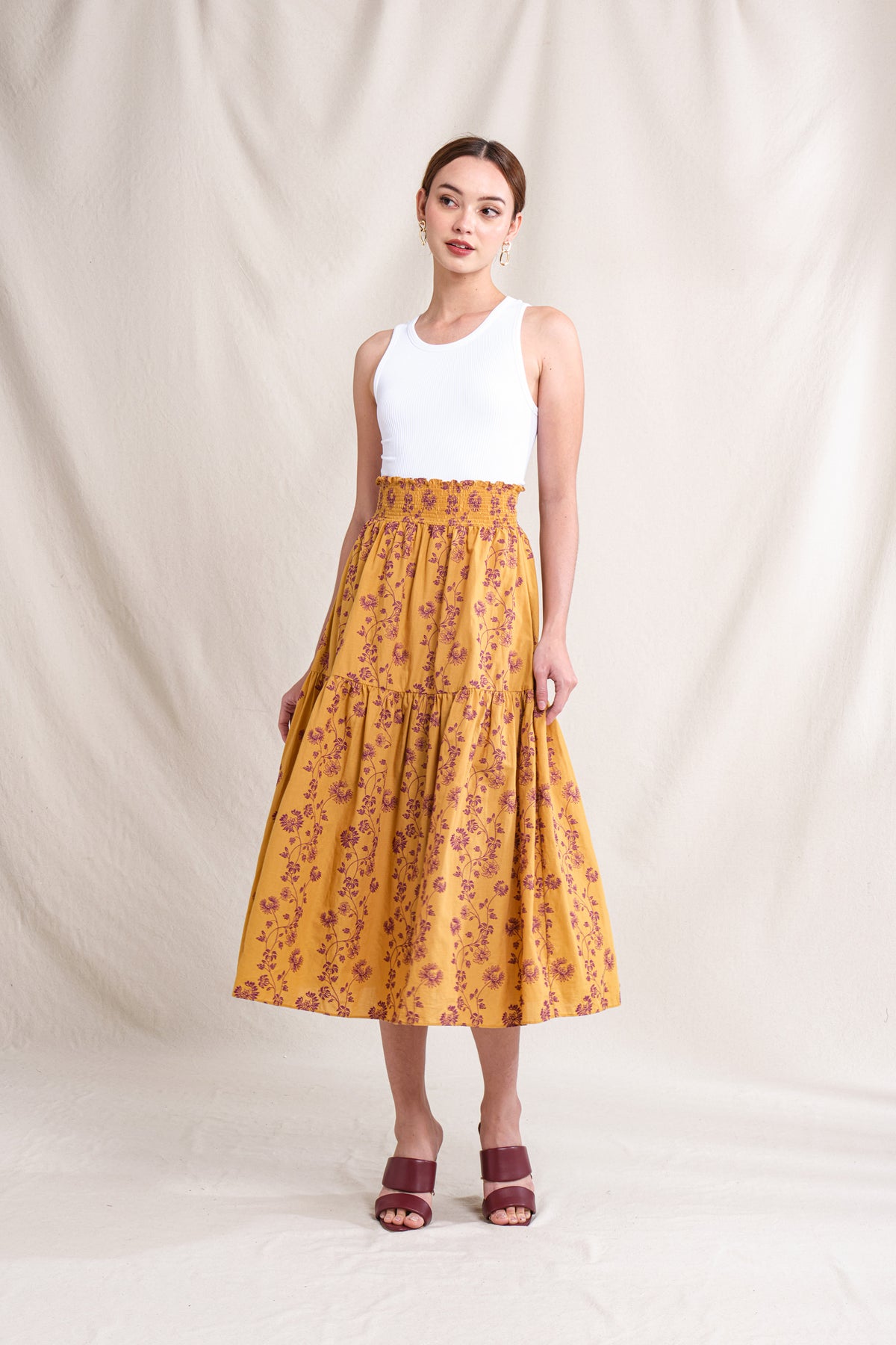 RIONA Skirt in Gold Lamia