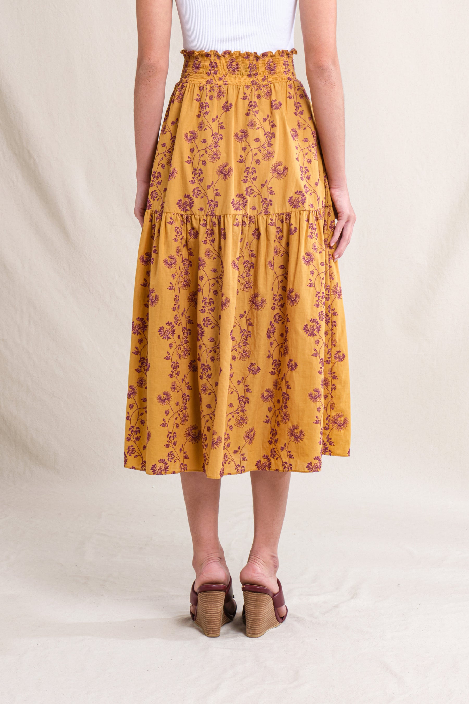 RIONA Skirt in Gold Lamia