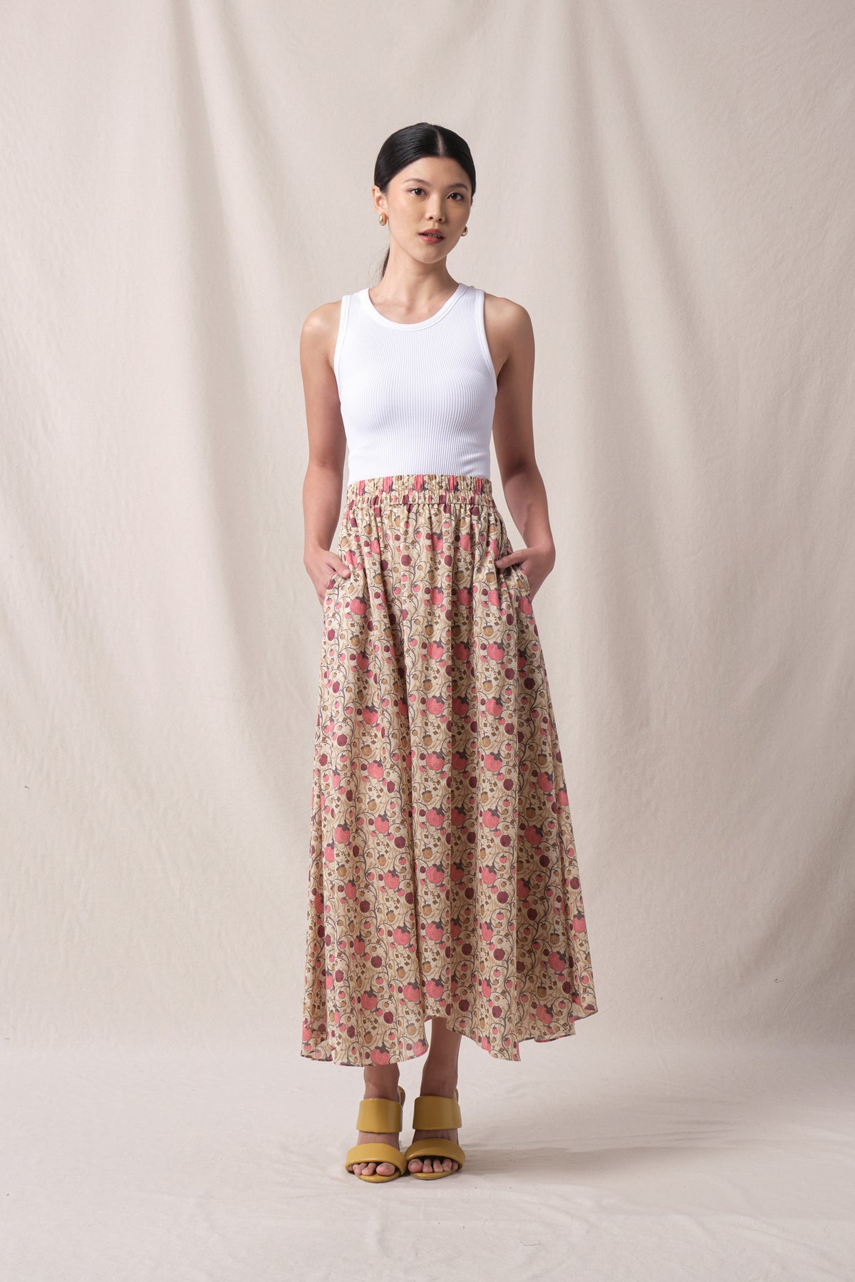 BLAKE Skirt in Beige Manggis