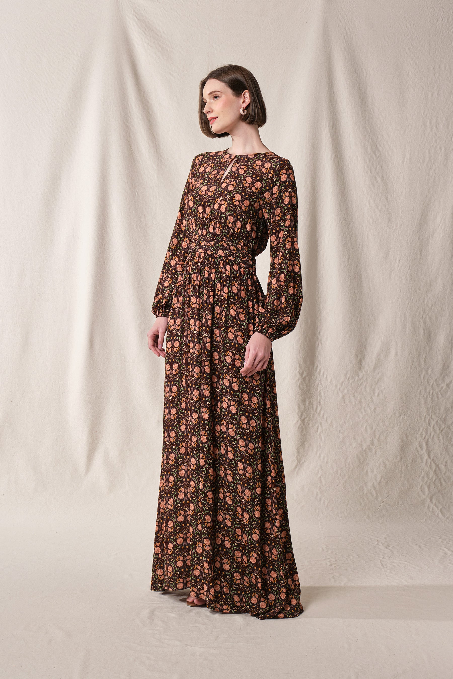 CLARISE Dress in Brown Rosea