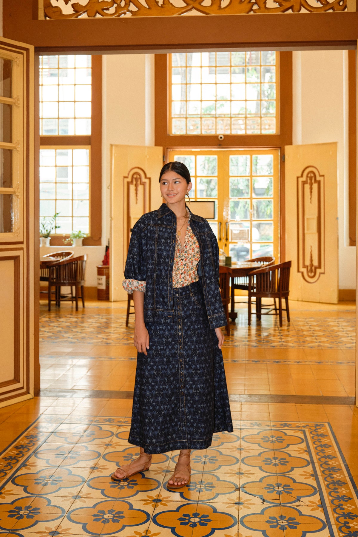 AVIA Skirt in Indigo Bugenvil