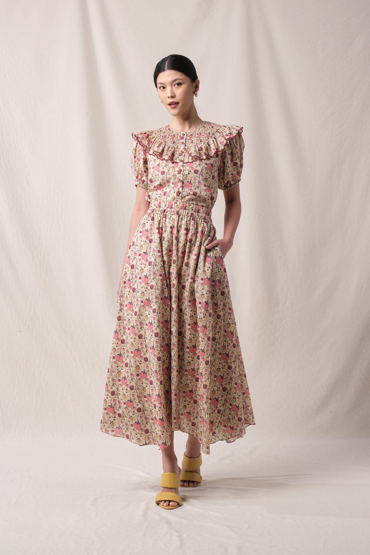 BUNDLING: Daisy Top in Beige Manggis and Blake Skirt in Beige Manggis