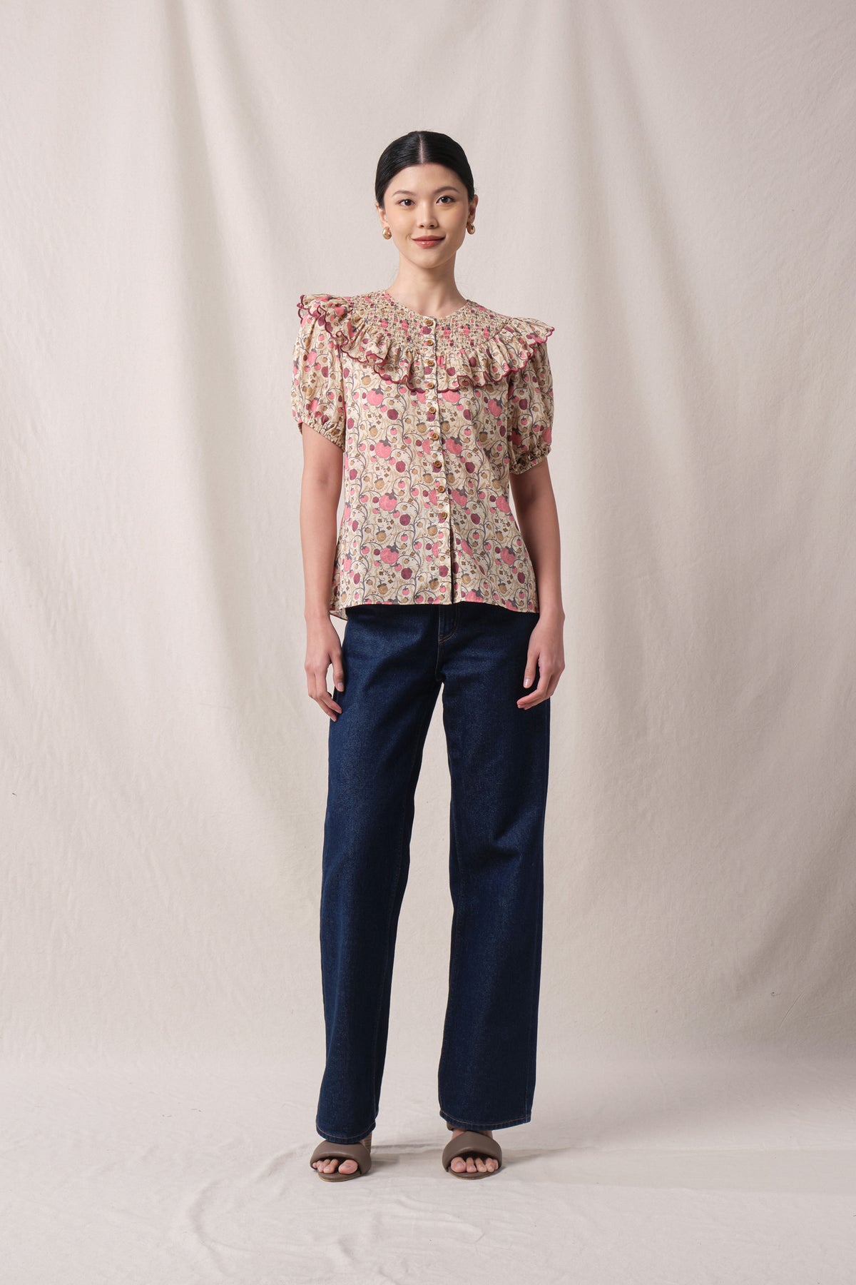 DAISY Top in Beige Manggis