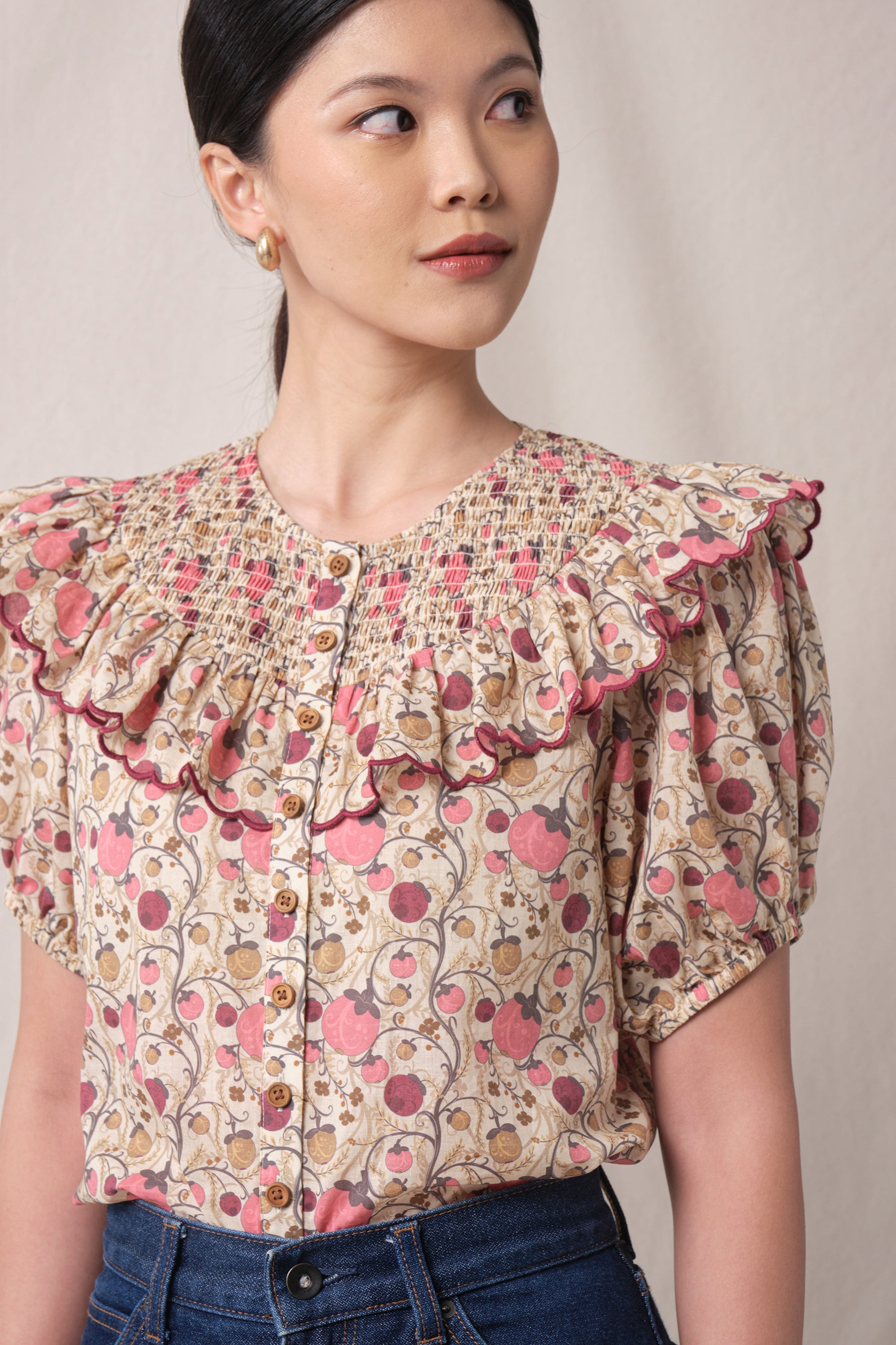DAISY Top in Beige Manggis