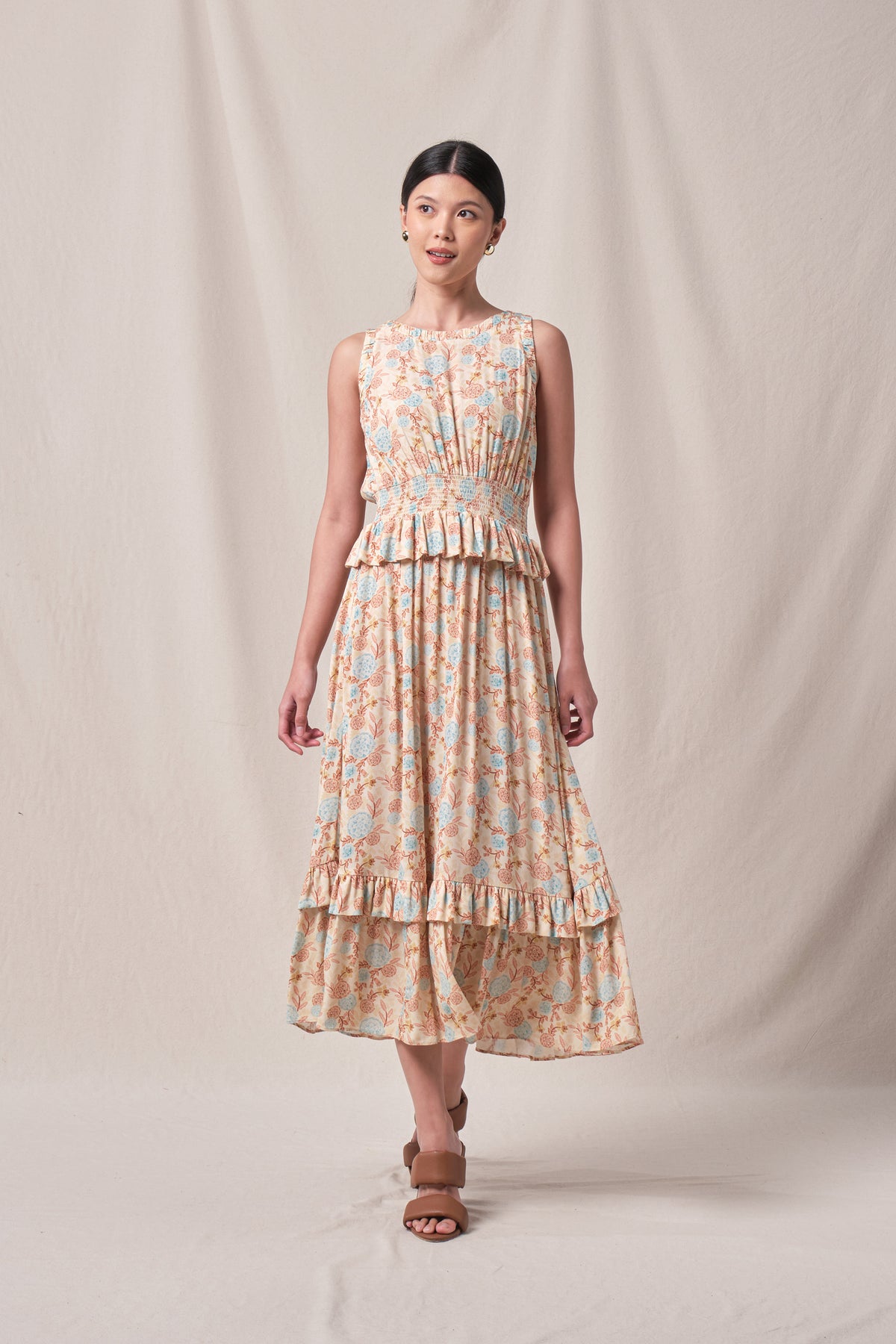 EDLYN Dress in Beige Marigold