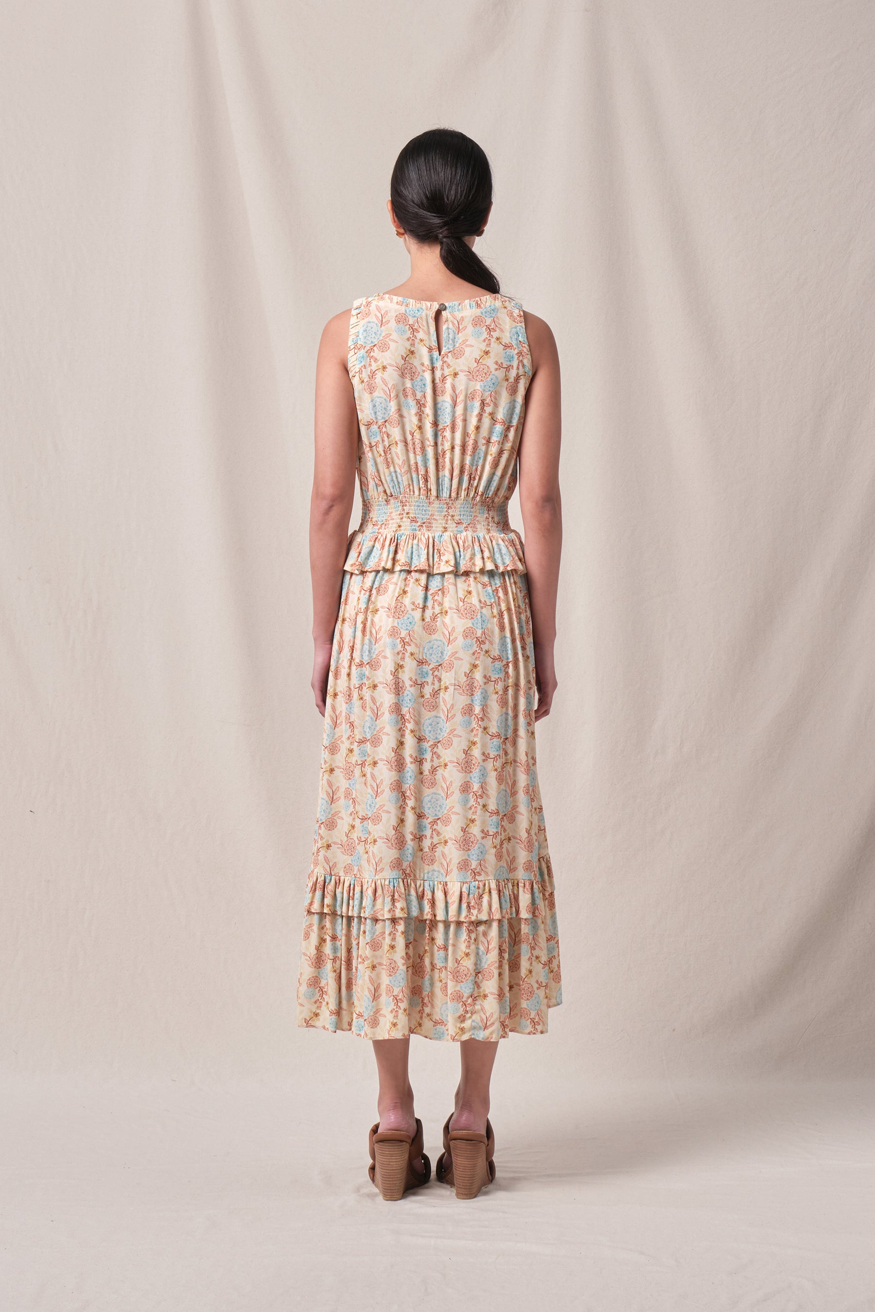 EDLYN Dress in Beige Marigold