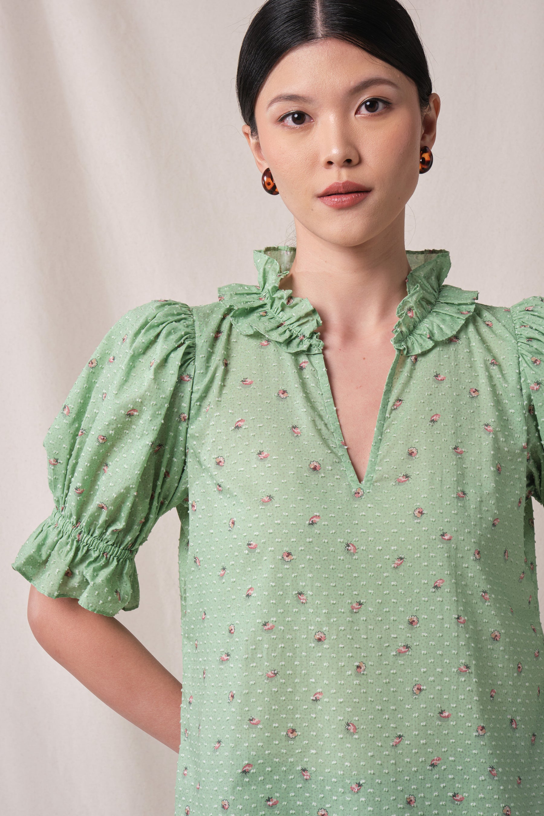 EILEEN Top in Green Canang