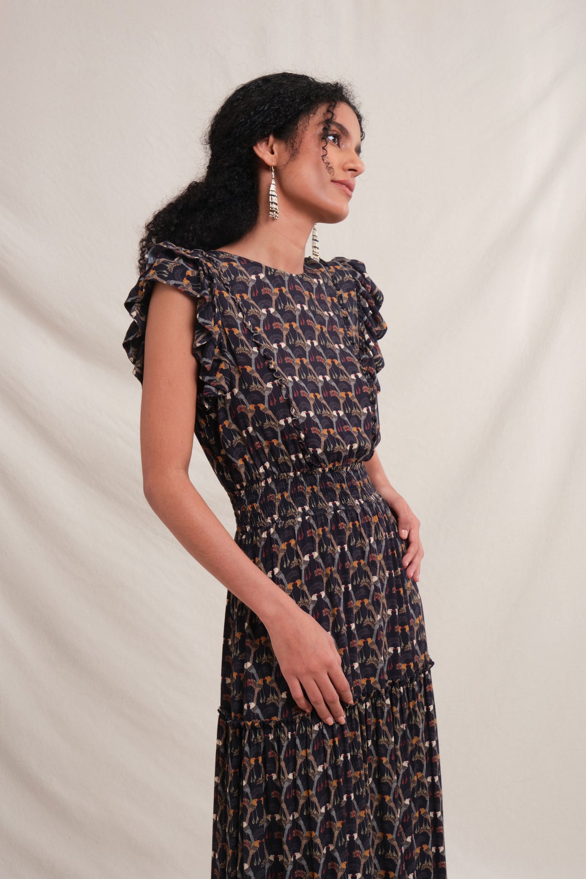 FLORA Dress in Black Saeran