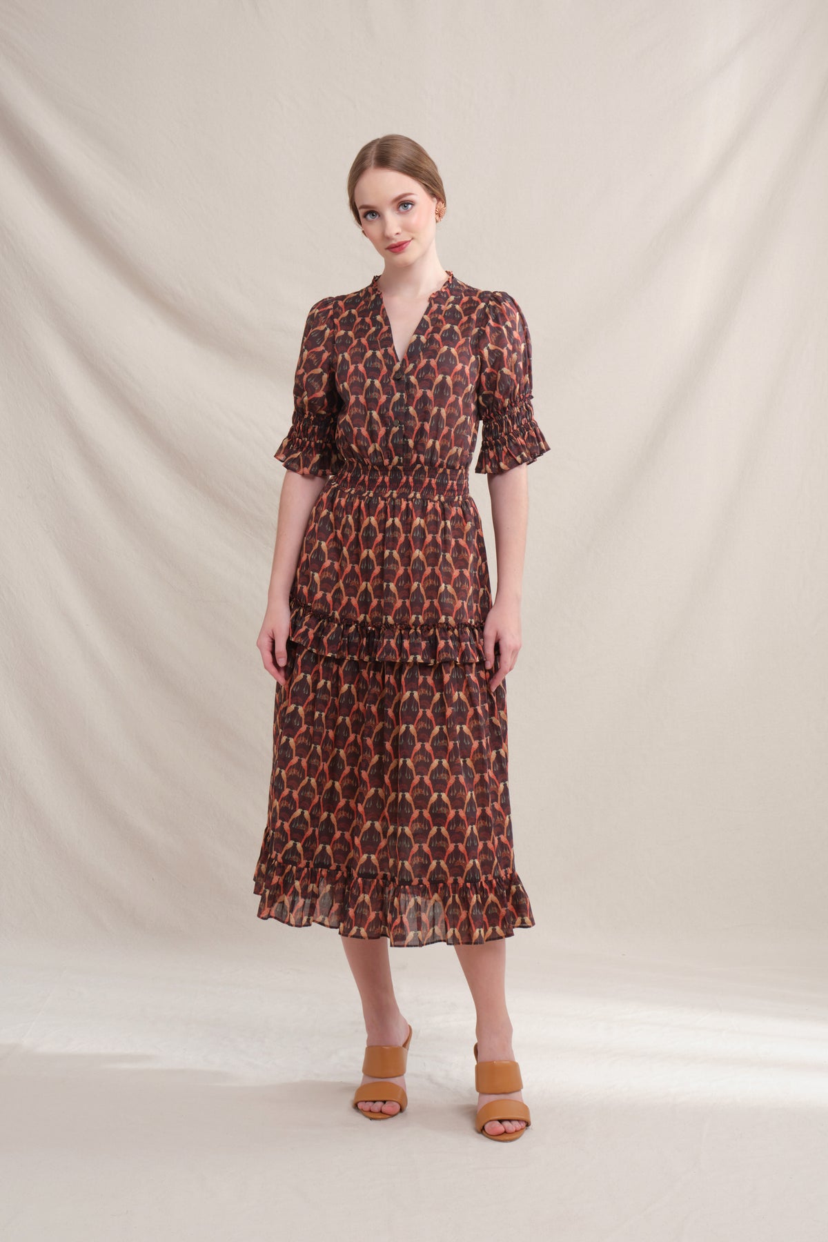 FRIDA Dress in Red Saeran