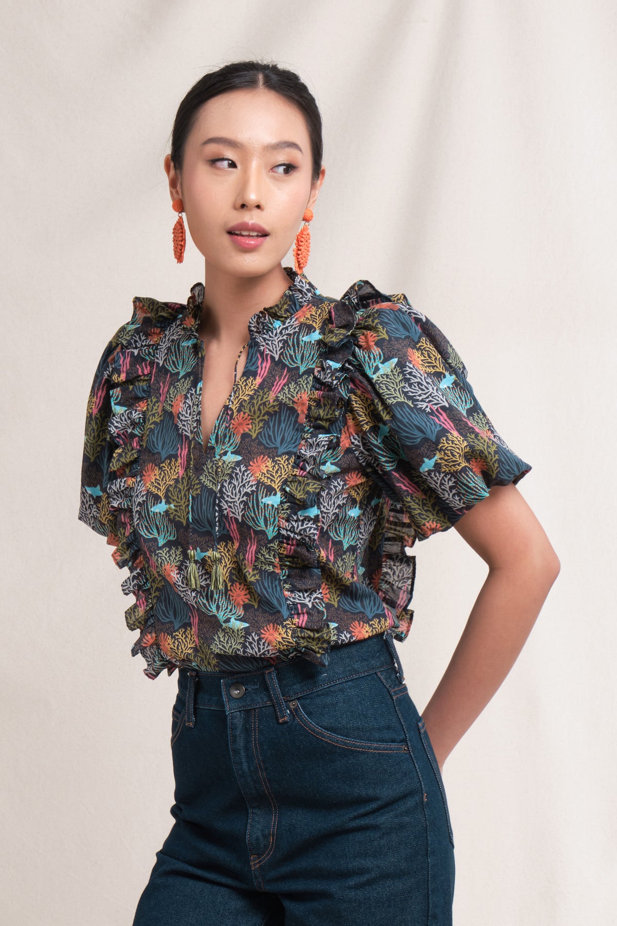 IZA Top in Black Coral