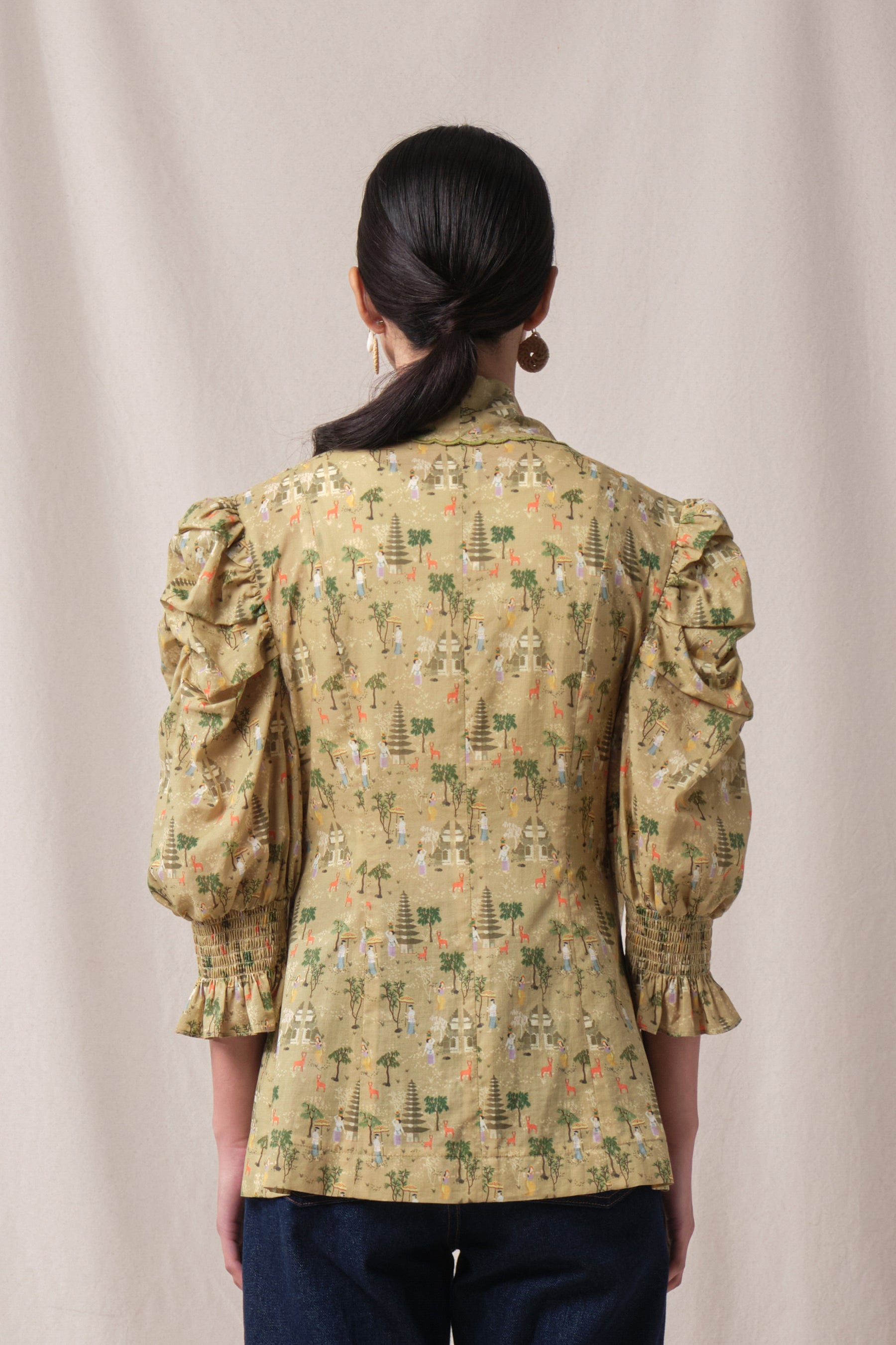 JANE Outer in Beige Pura