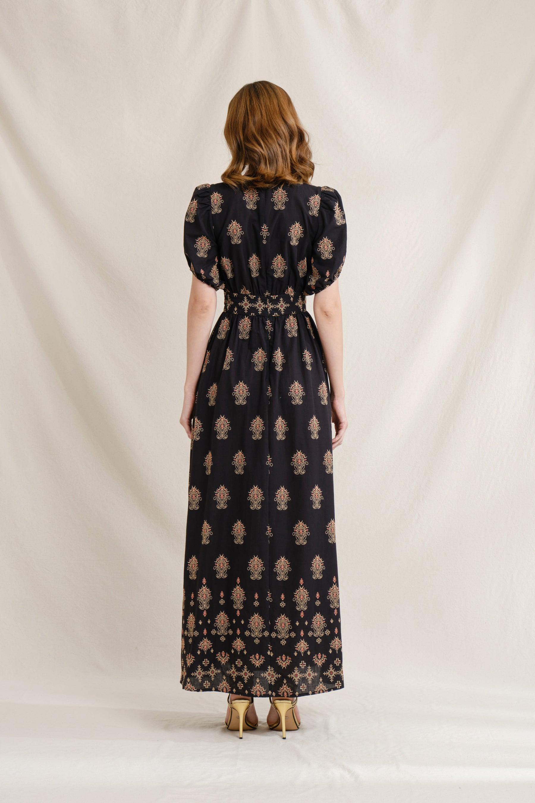 JIHAN Dress in Black Mamuli