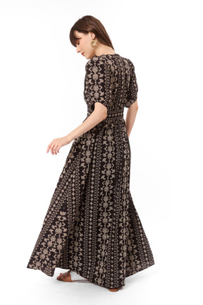 JIHAN Dress in Cengkeh Black